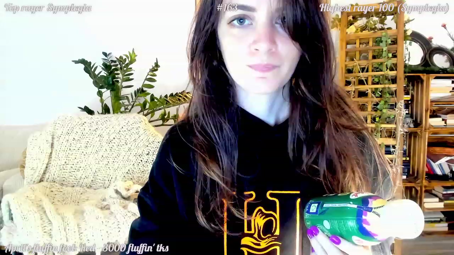 Gallery image thumbnail from FluffinRayRay's myfreecams stream on, 04/23/2023, 24:40 image 15 of 20