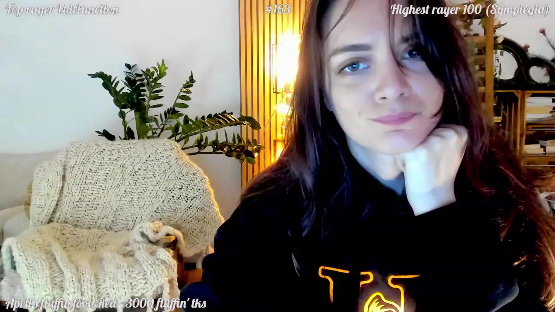 Gallery image thumbnail from FluffinRayRay's myfreecams stream on, 04/23/2023, 24:40 image 14 of 20