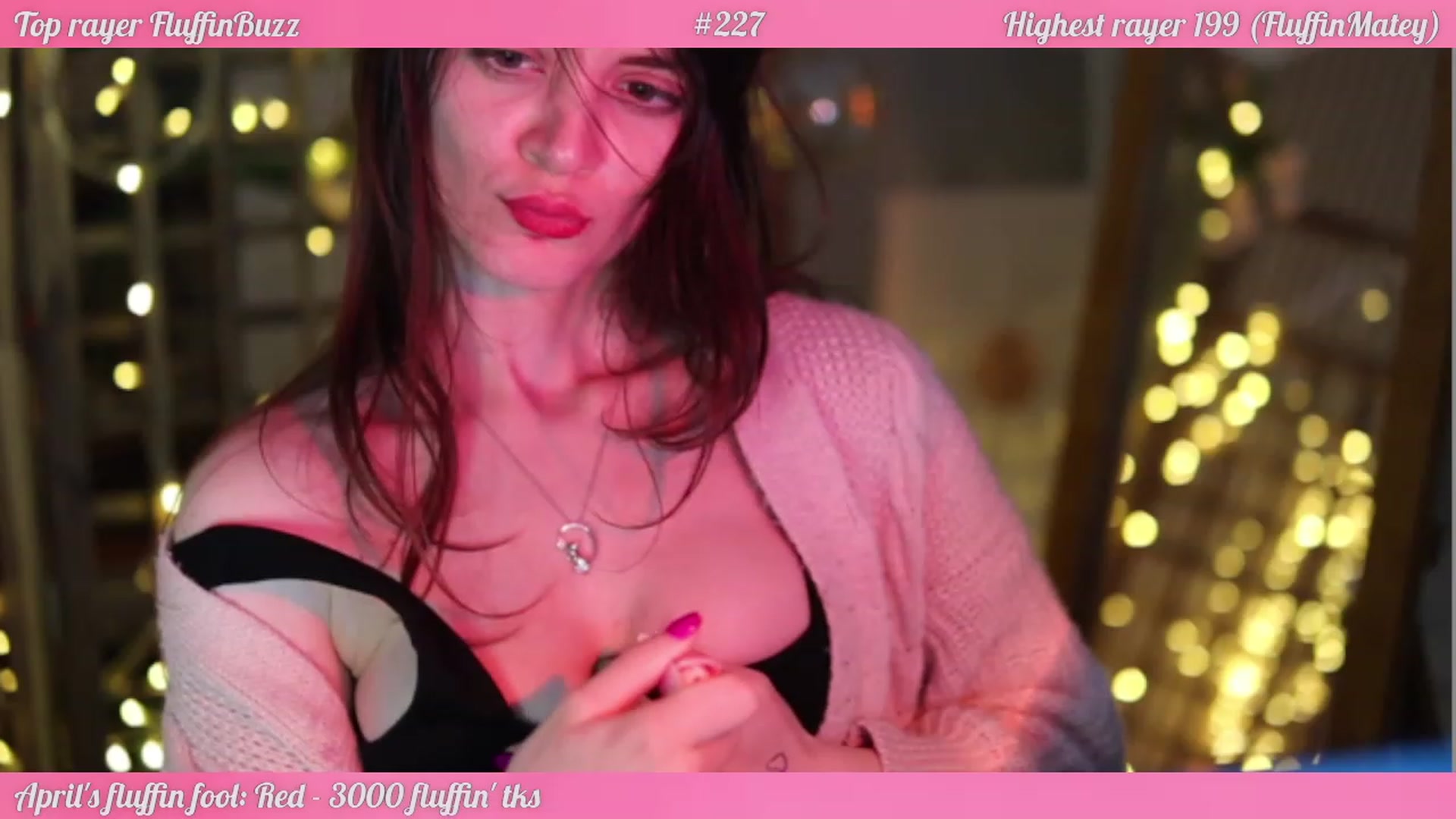 Gallery image thumbnail from FluffinRayRay's myfreecams stream on, 04/30/2023, 01:26 image 16 of 20