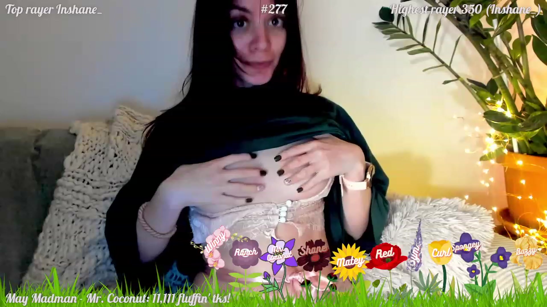Gallery image thumbnail from FluffinRayRay's myfreecams stream on, 05/12/2023, 02:43 image 7 of 20