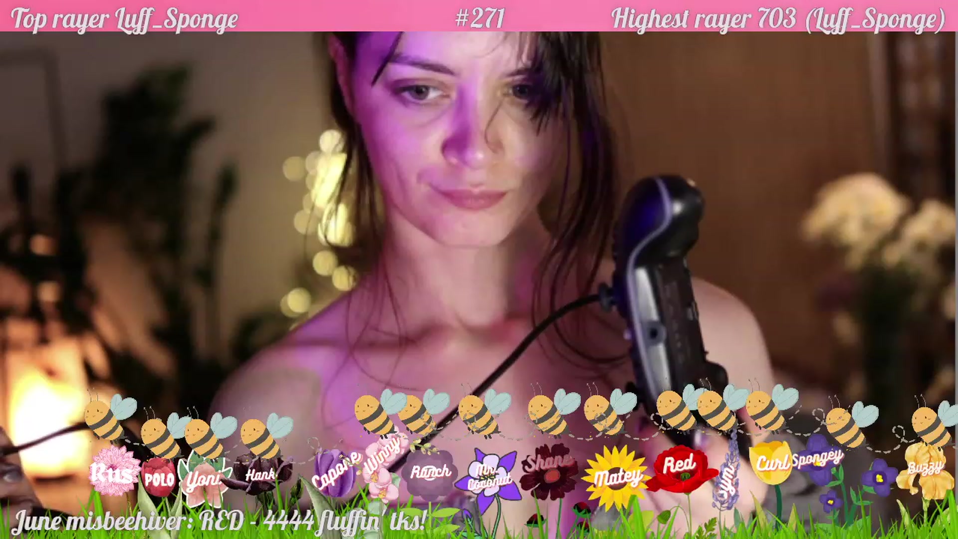 Gallery image thumbnail from FluffinRayRay's myfreecams stream on, 06/16/2023, 03:04 image 17 of 20