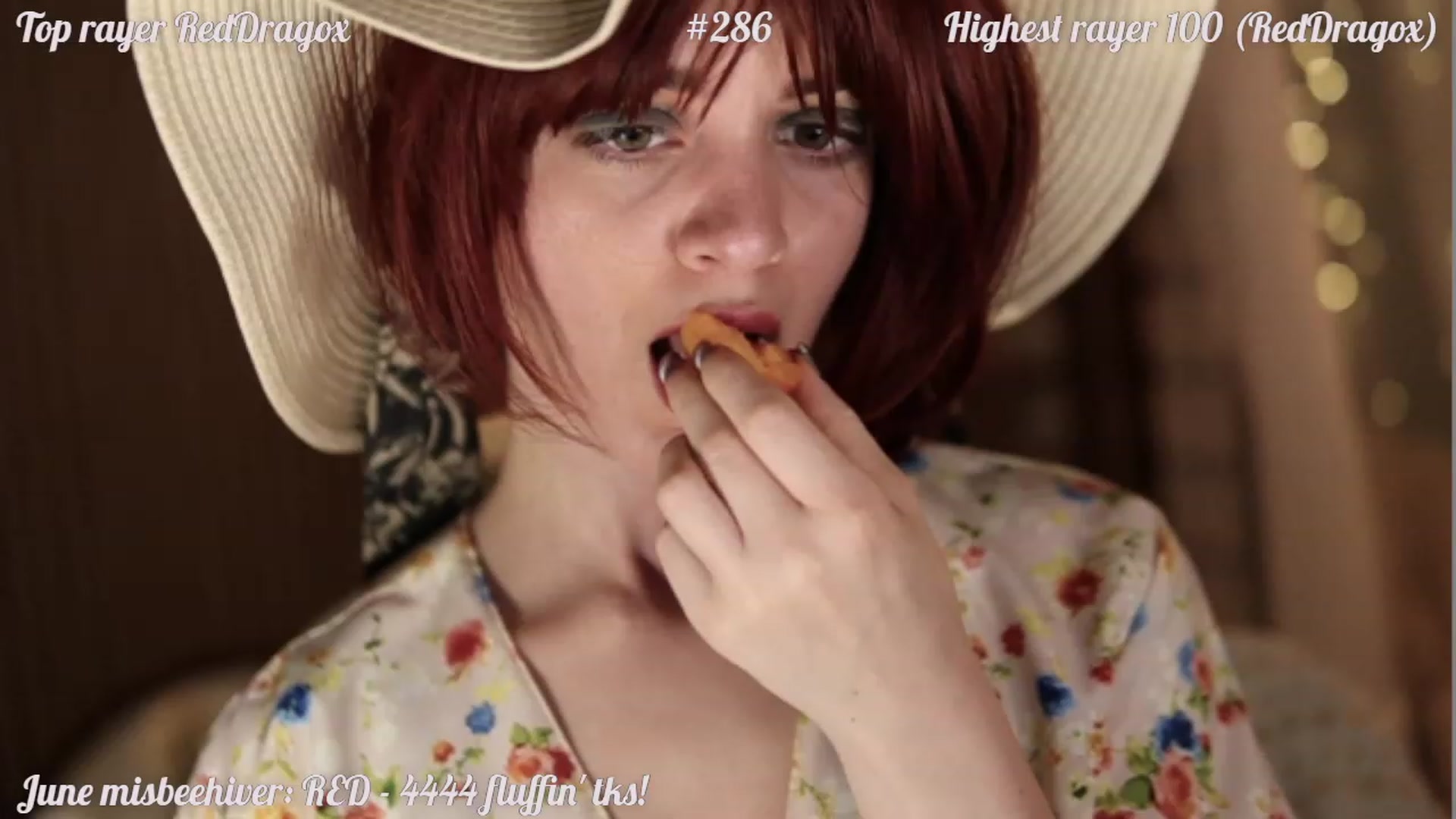 Gallery image thumbnail from FluffinRayRay's myfreecams stream on, 06/17/2023, 01:40 image 5 of 20