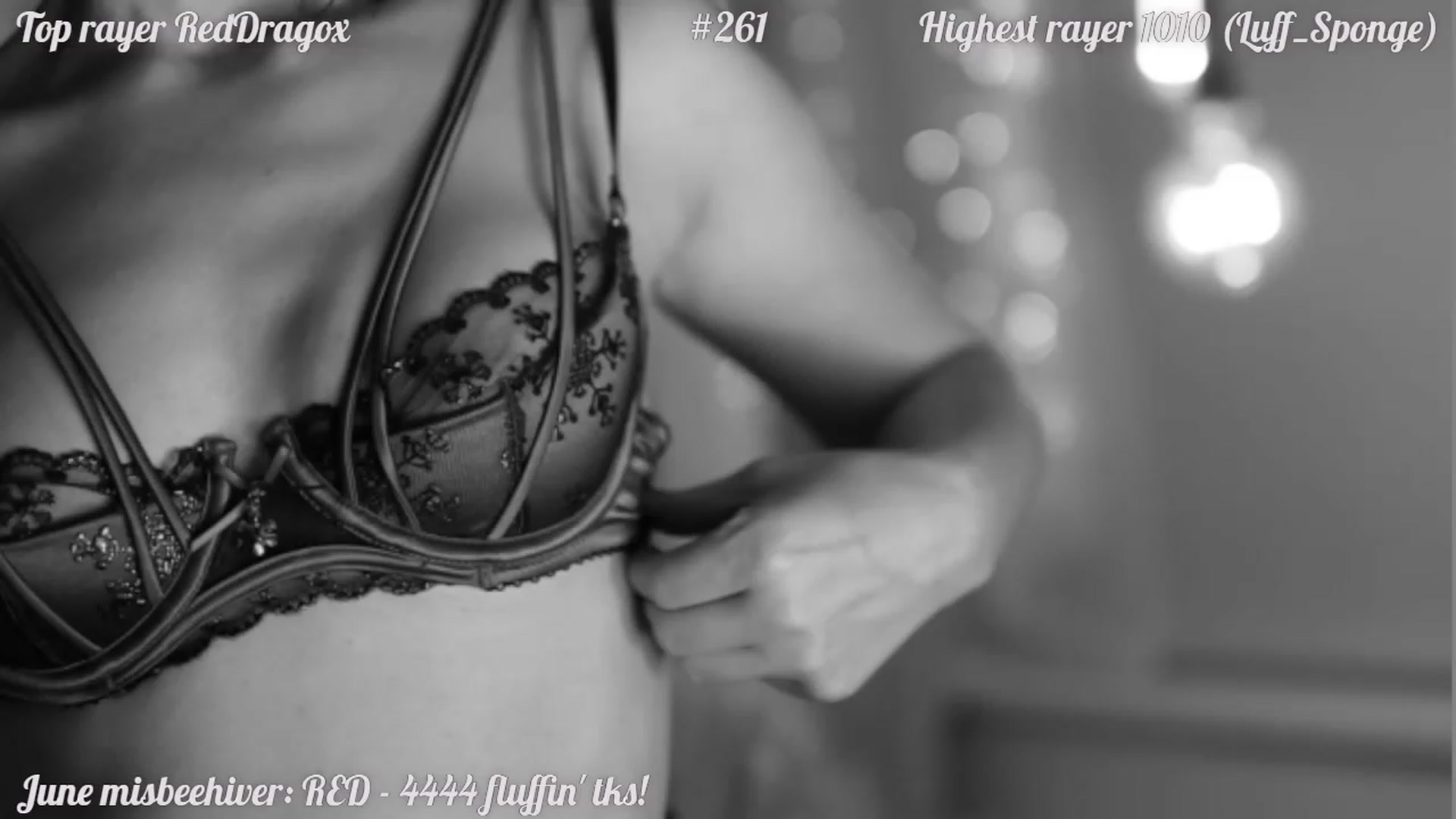 Gallery image thumbnail from FluffinRayRay's myfreecams stream on, 06/17/2023, 01:40 image 15 of 20