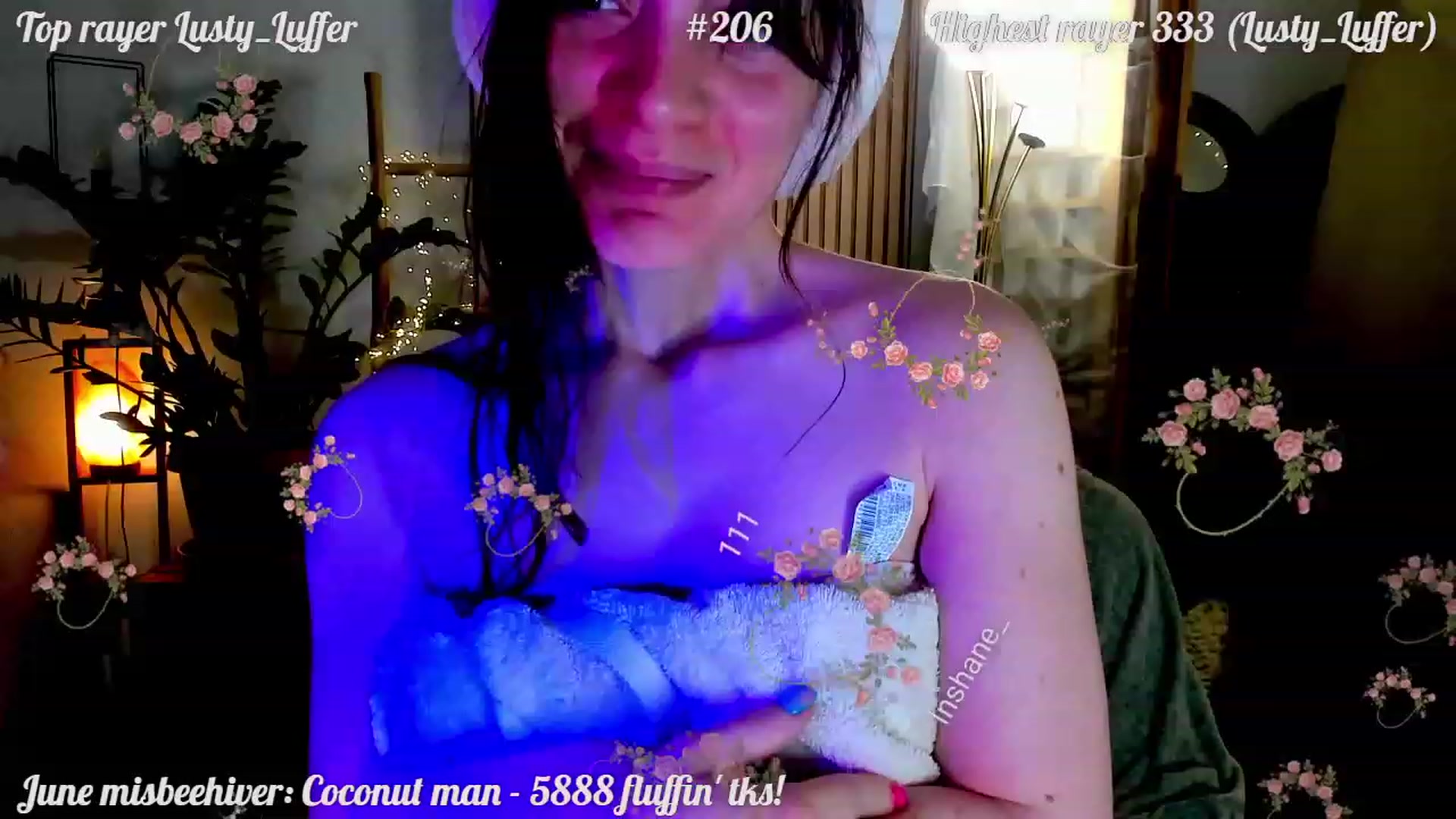 Gallery image thumbnail from FluffinRayRay's myfreecams stream on, 06/26/2023, 24:50 image 9 of 20