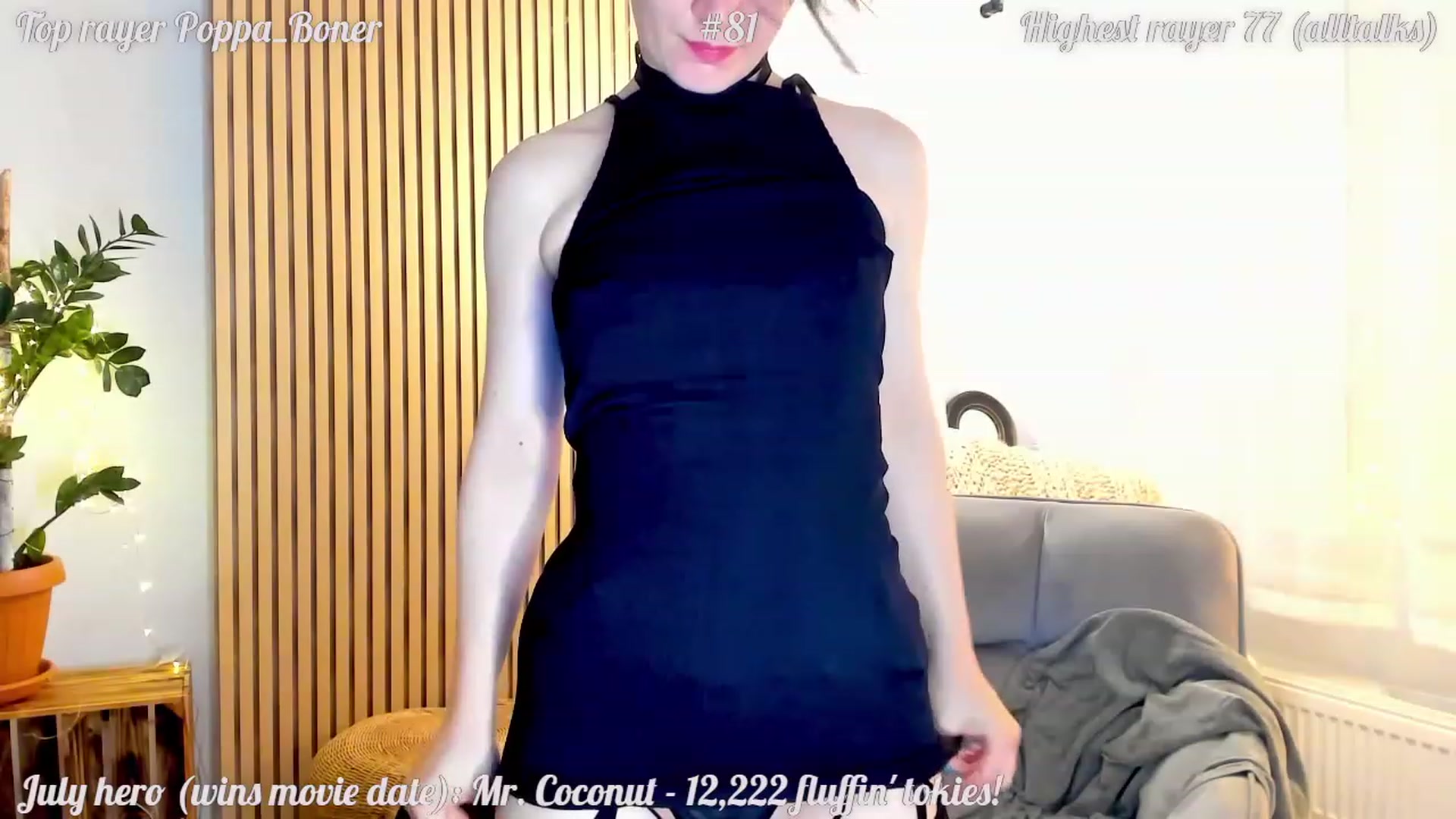 Gallery image thumbnail from FluffinRayRay's myfreecams stream on, 07/23/2023, 24:00 image 18 of 20