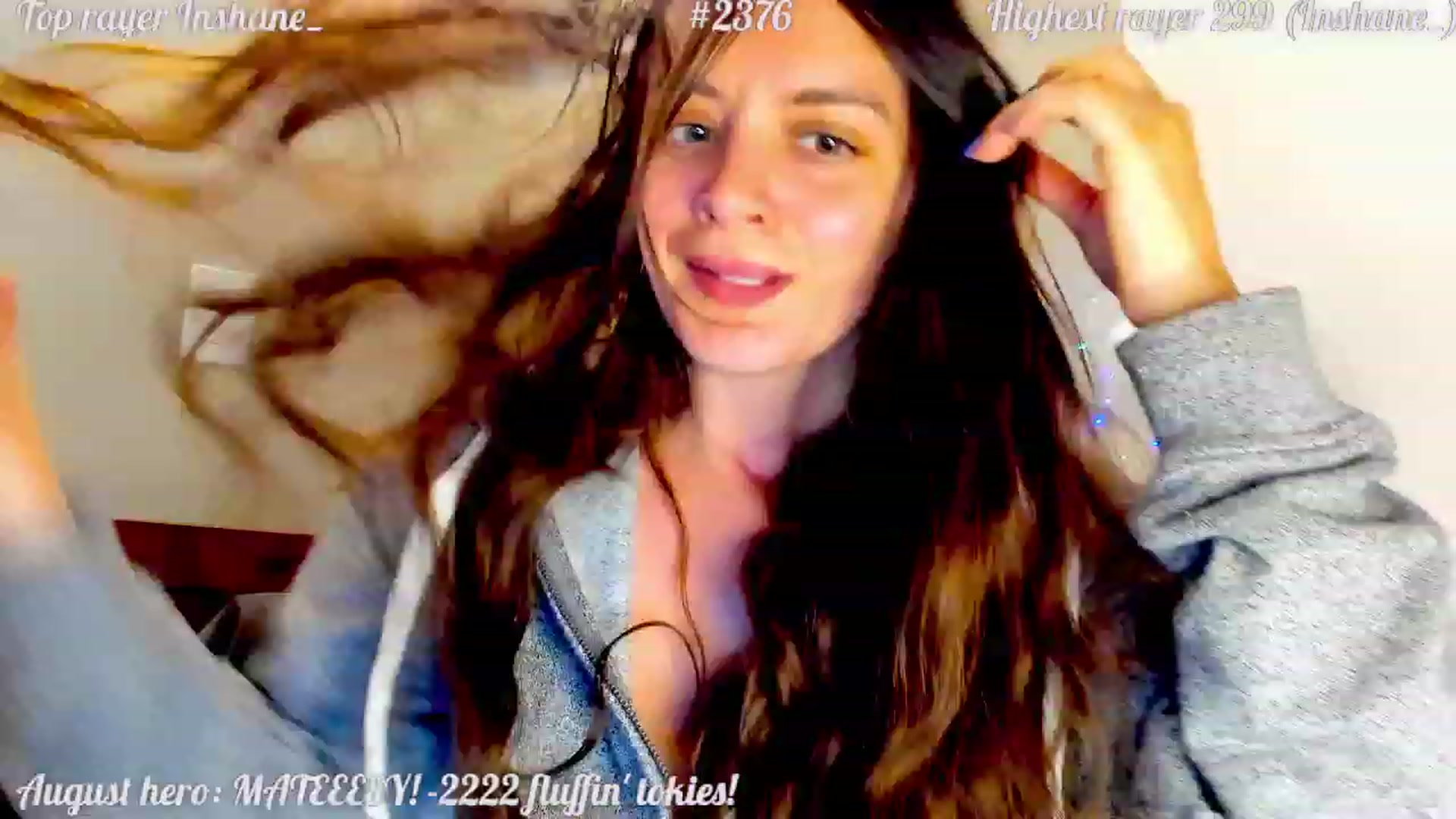 Gallery image thumbnail from FluffinRayRay's myfreecams stream on, 09/01/2023, 03:18 image 7 of 20
