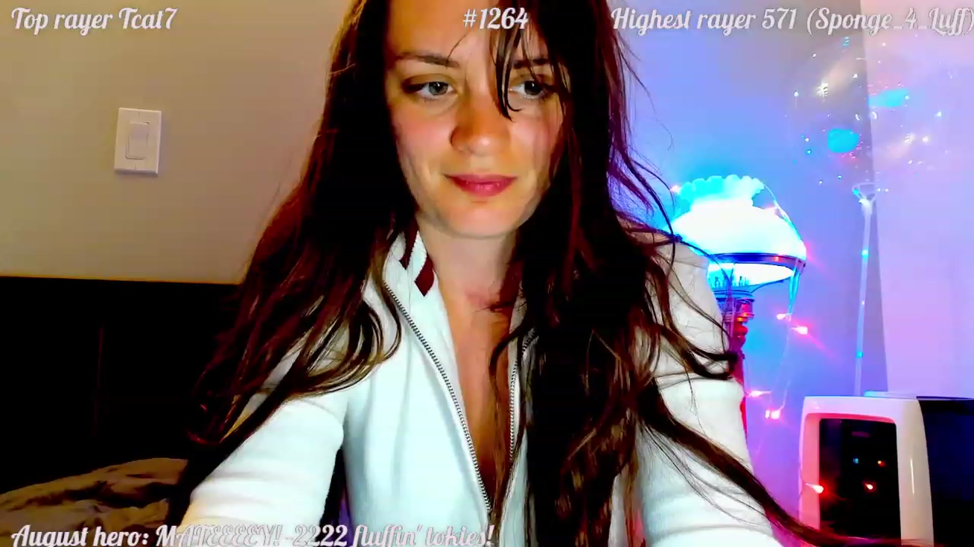 Gallery image thumbnail from FluffinRayRay's myfreecams stream on, 09/13/2023, 03:09 image 12 of 20