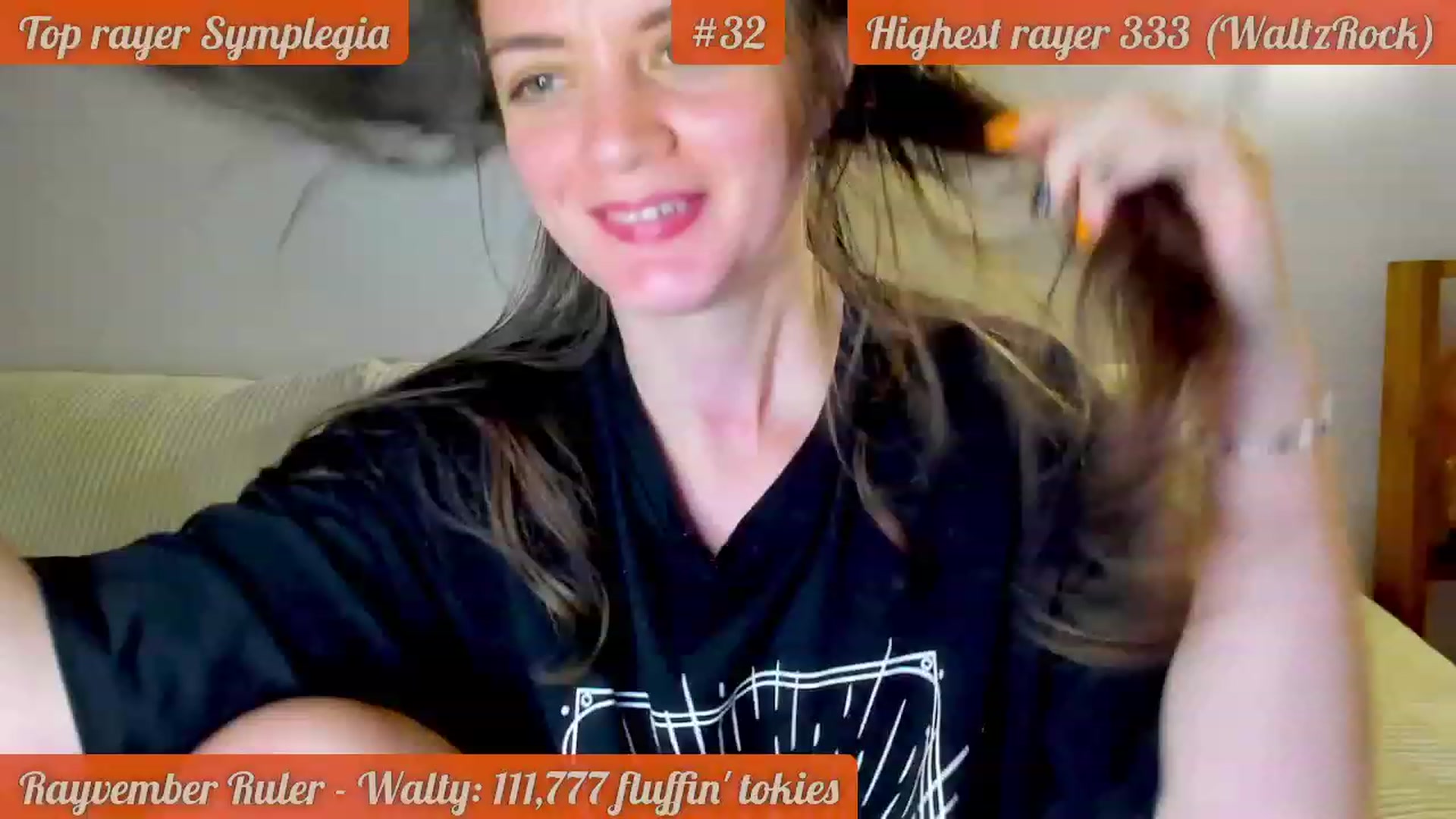 Gallery image thumbnail from FluffinRayRay's myfreecams stream on, 11/13/2023, 03:15 image 4 of 20