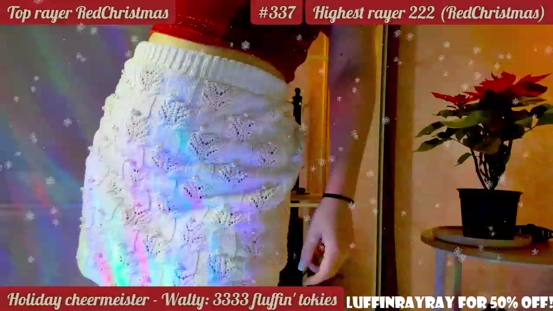 Gallery image thumbnail from FluffinRayRay's myfreecams stream on, 12/10/2023, 01:18 image 12 of 20