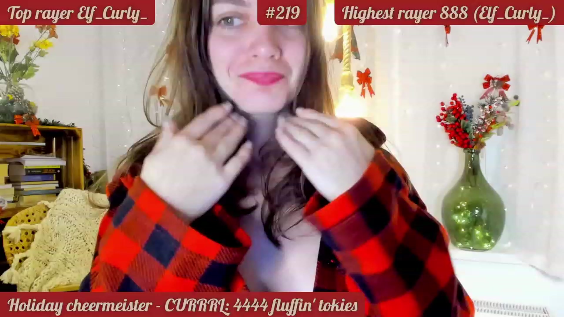 Gallery image thumbnail from FluffinRayRay's myfreecams stream on, 12/26/2023, 03:02 image 17 of 20