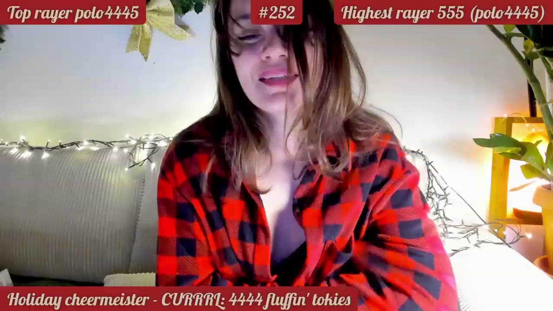 Gallery image thumbnail from FluffinRayRay's myfreecams stream on, 12/29/2023, 03:31 image 12 of 20