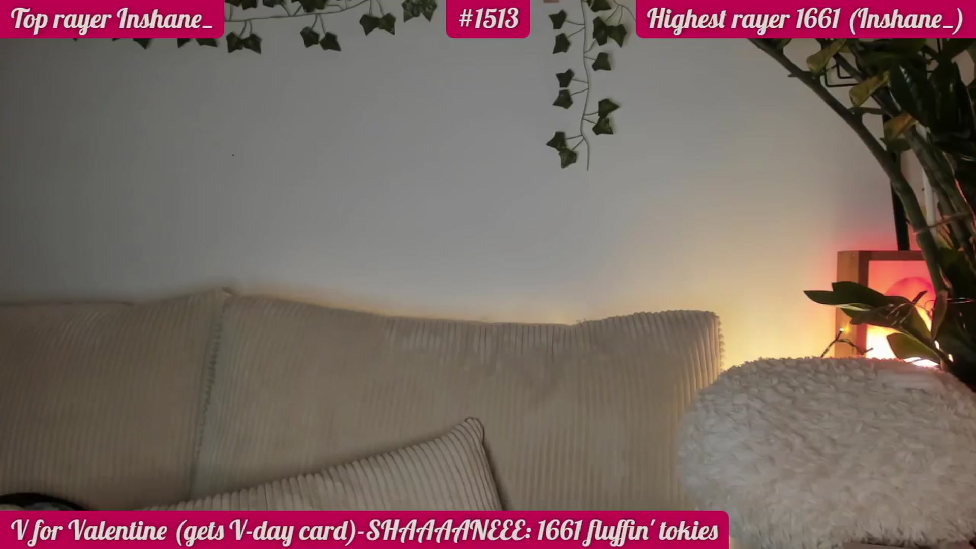 Gallery image thumbnail from FluffinRayRay's myfreecams stream on, 02/21/2024, 03:27 image 3 of 20