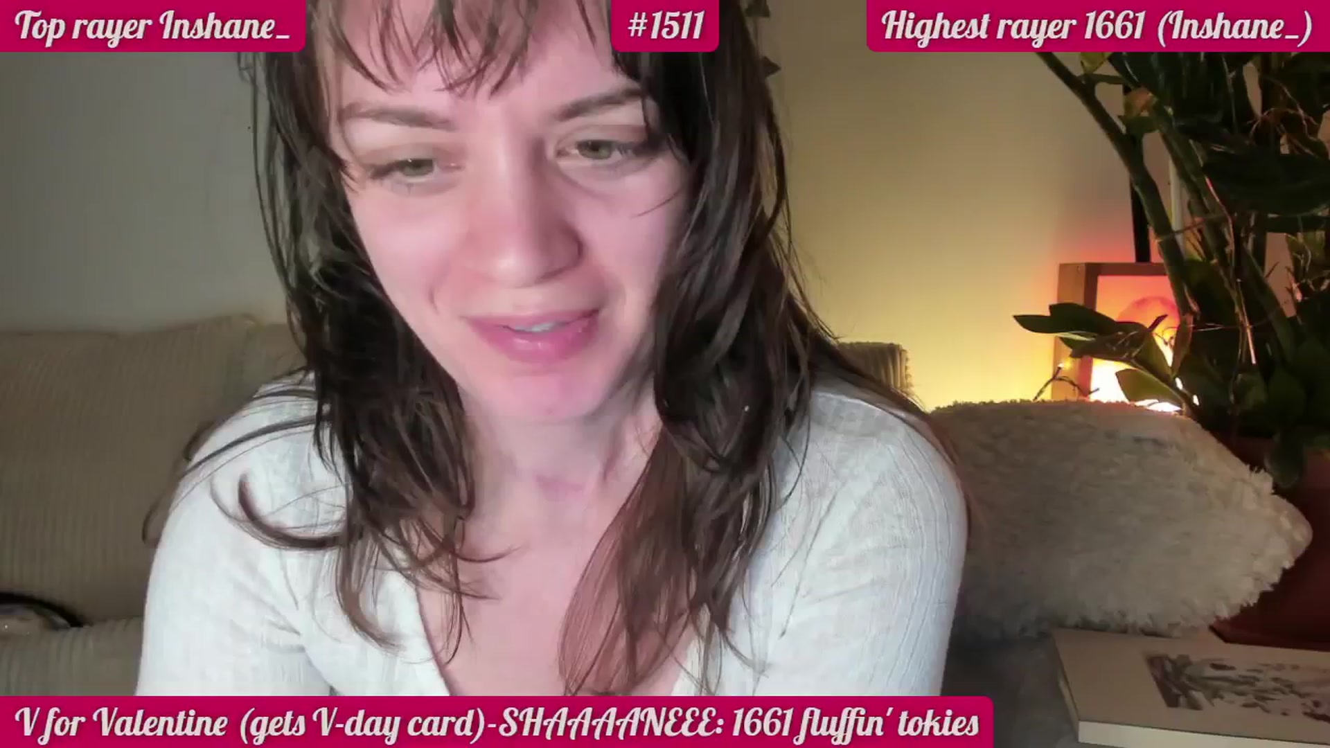 Gallery image thumbnail from FluffinRayRay's myfreecams stream on, 02/21/2024, 03:27 image 11 of 20