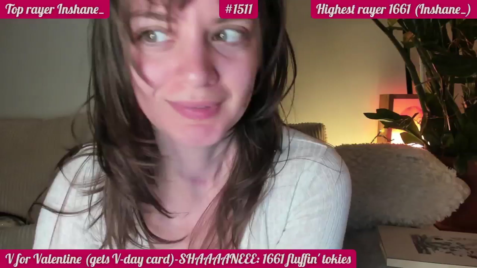 Gallery image thumbnail from FluffinRayRay's myfreecams stream on, 02/21/2024, 03:27 image 12 of 20