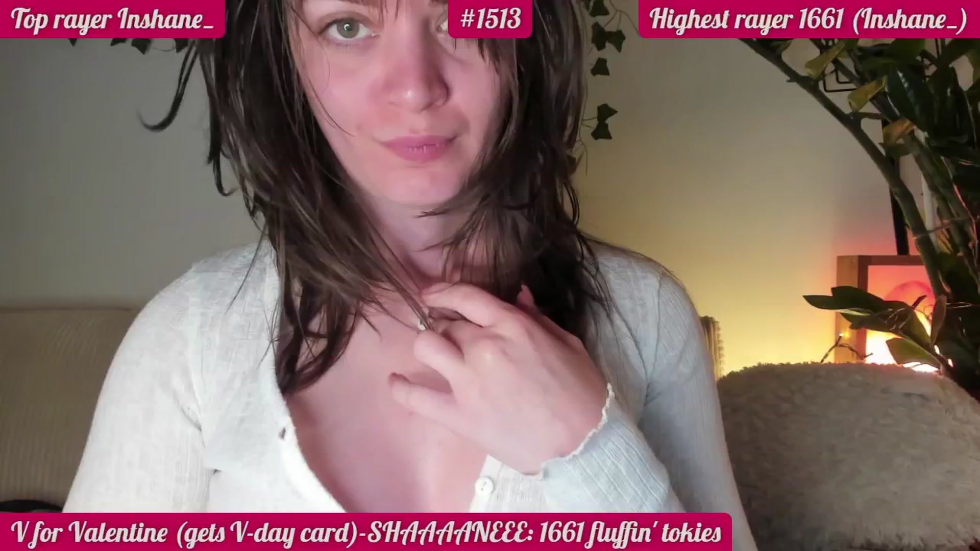 Gallery image thumbnail from FluffinRayRay's myfreecams stream on, 02/21/2024, 03:27 image 2 of 20