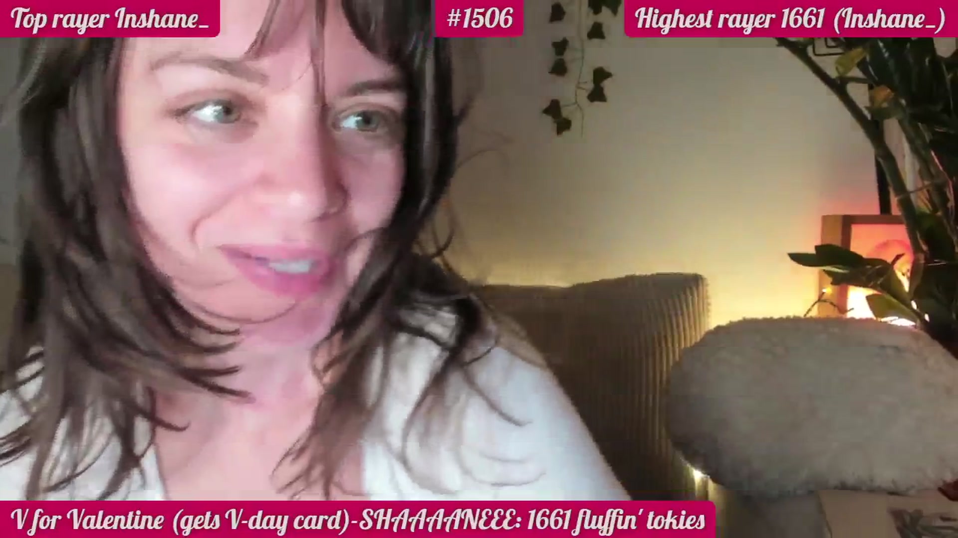 Gallery image thumbnail from FluffinRayRay's myfreecams stream on, 02/21/2024, 03:27 image 18 of 20