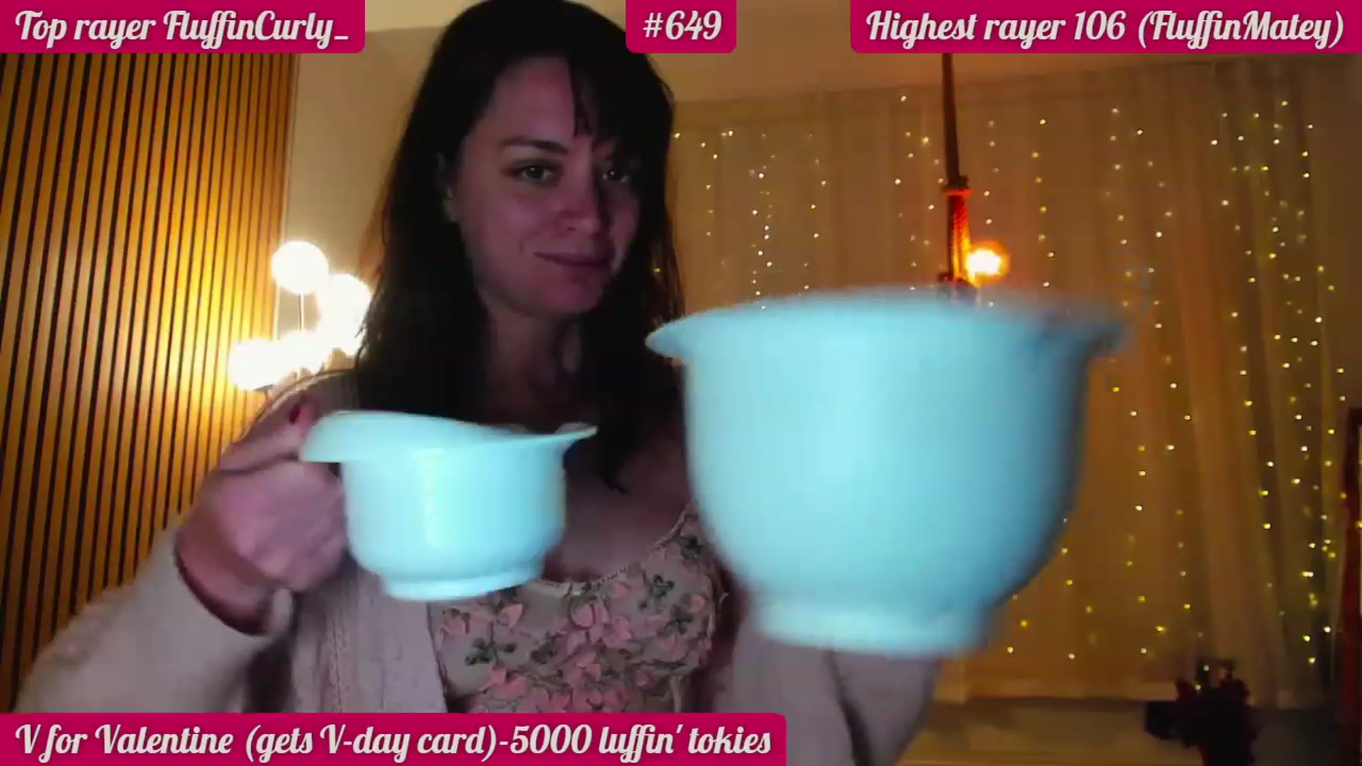 Gallery image thumbnail from FluffinRayRay's myfreecams stream on, 02/26/2024, 03:12 image 10 of 20