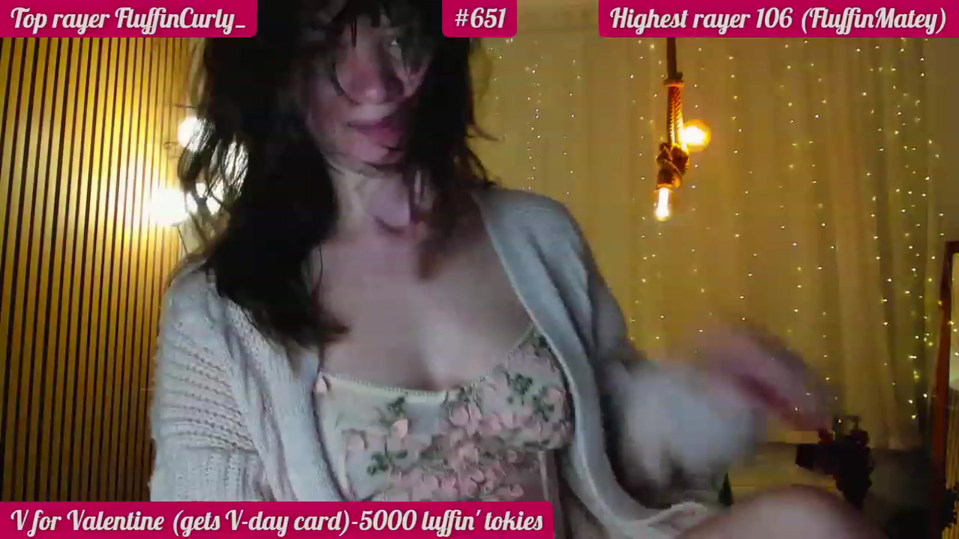Gallery image thumbnail from FluffinRayRay's myfreecams stream on, 02/26/2024, 03:12 image 4 of 20