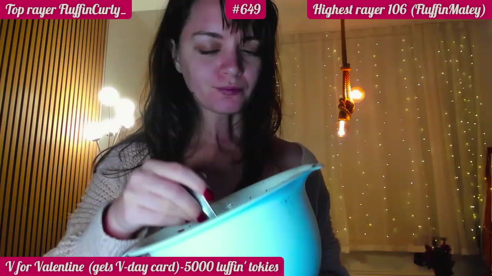 Gallery image thumbnail from FluffinRayRay's myfreecams stream on, 02/26/2024, 03:12 image 9 of 20