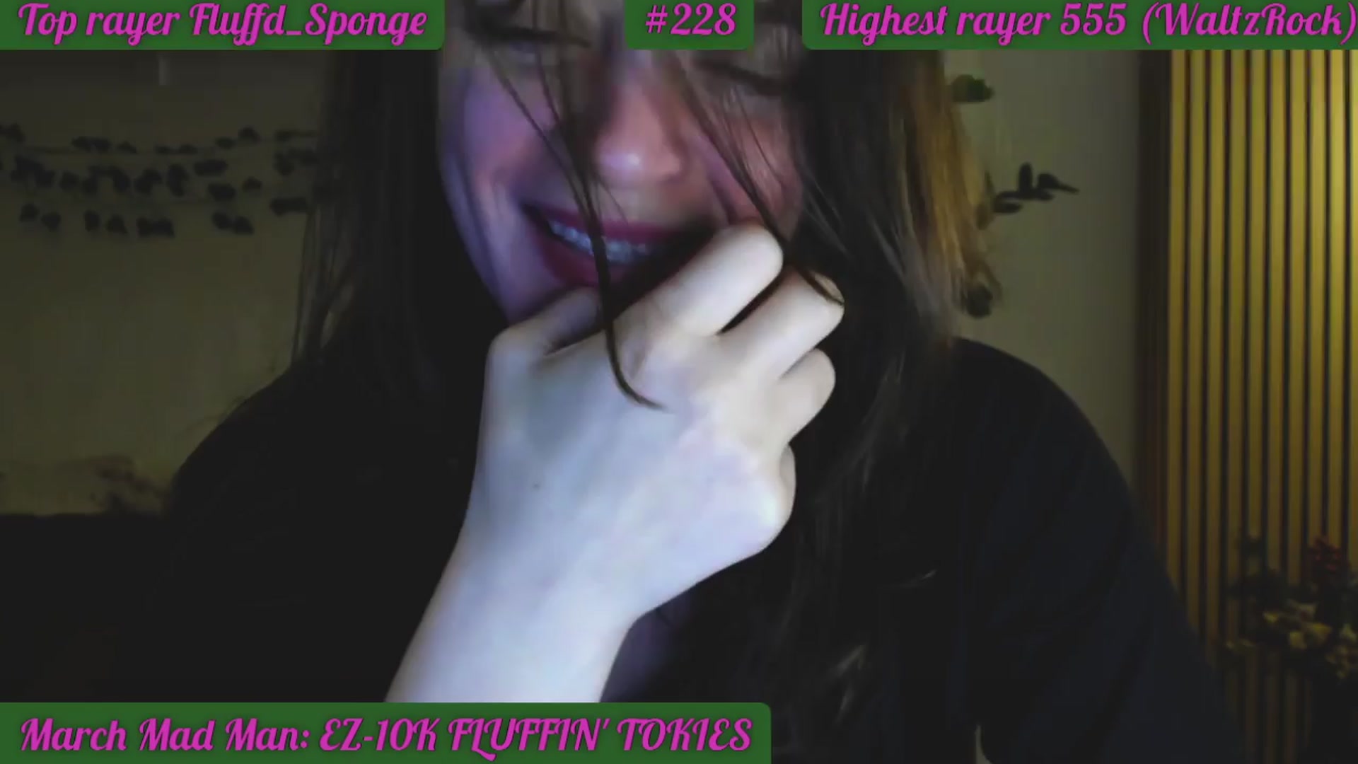Gallery image thumbnail from FluffinRayRay's myfreecams stream on, 03/28/2024, 02:17 image 19 of 20