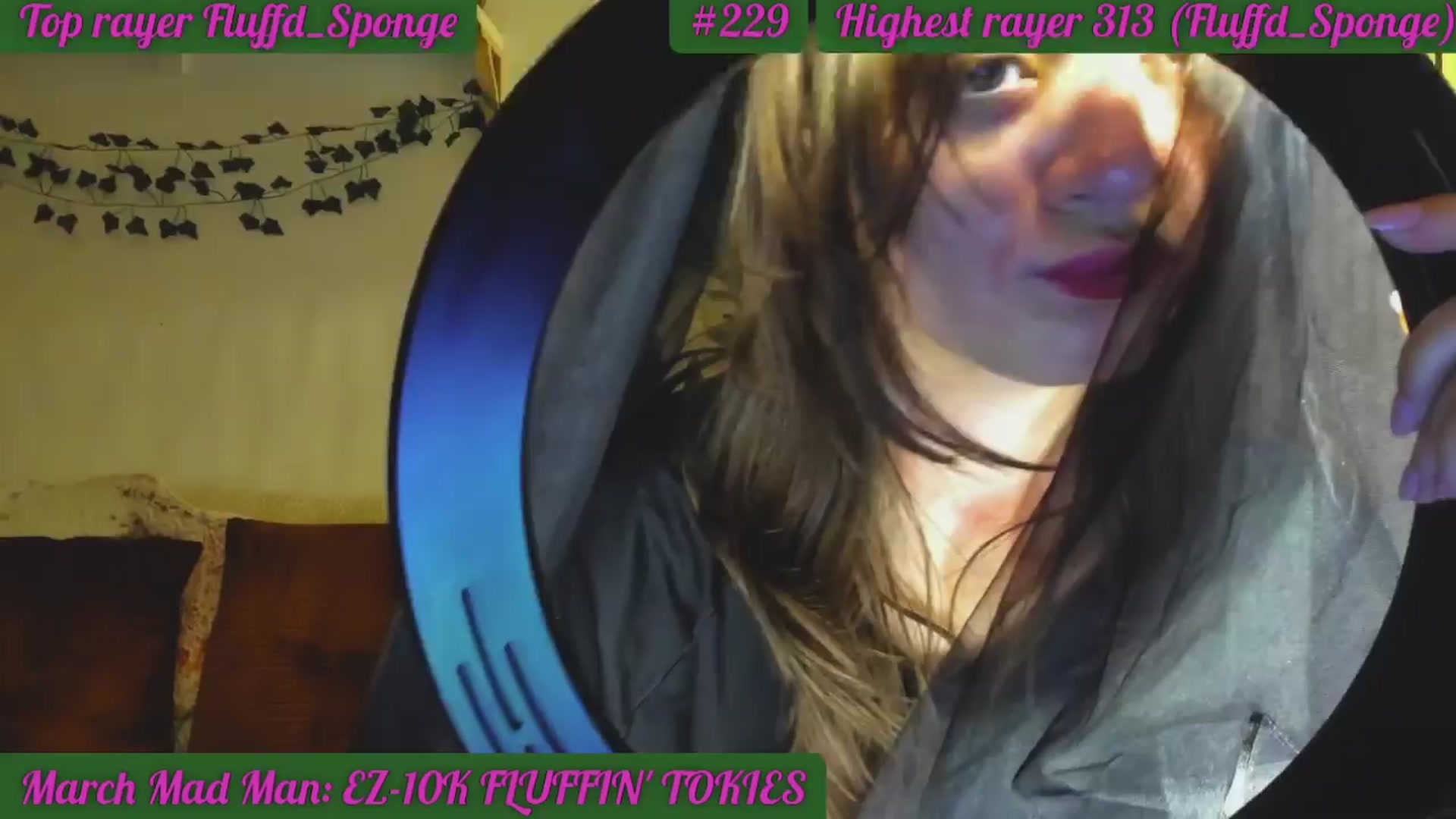 Gallery image thumbnail from FluffinRayRay's myfreecams stream on, 03/28/2024, 02:17 image 13 of 20
