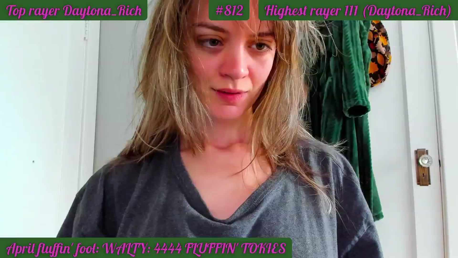 Gallery image thumbnail from FluffinRayRay's myfreecams stream on, 04/23/2024, 15:45 image 8 of 20