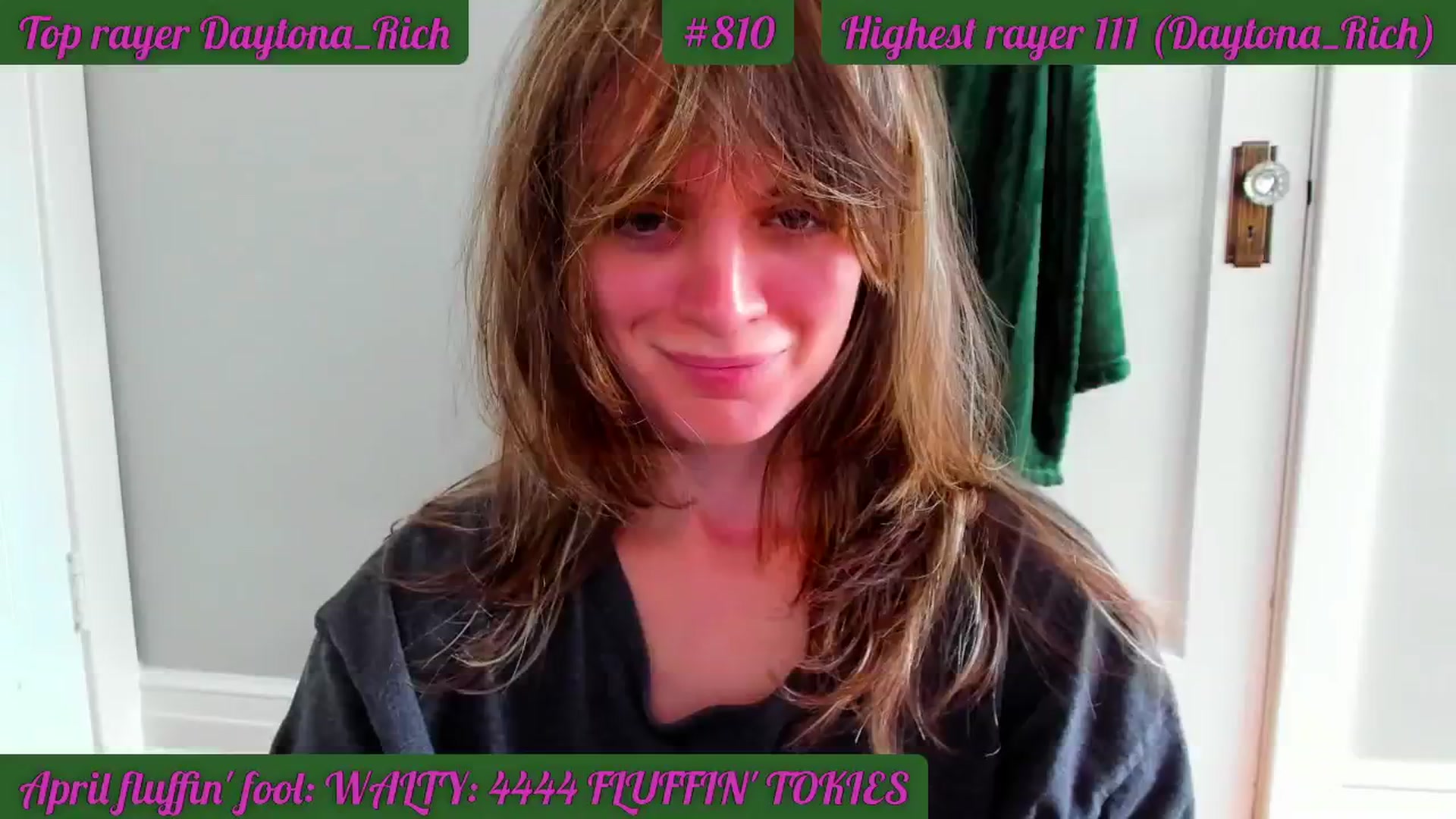 Gallery image thumbnail from FluffinRayRay's myfreecams stream on, 04/23/2024, 15:45 image 10 of 20