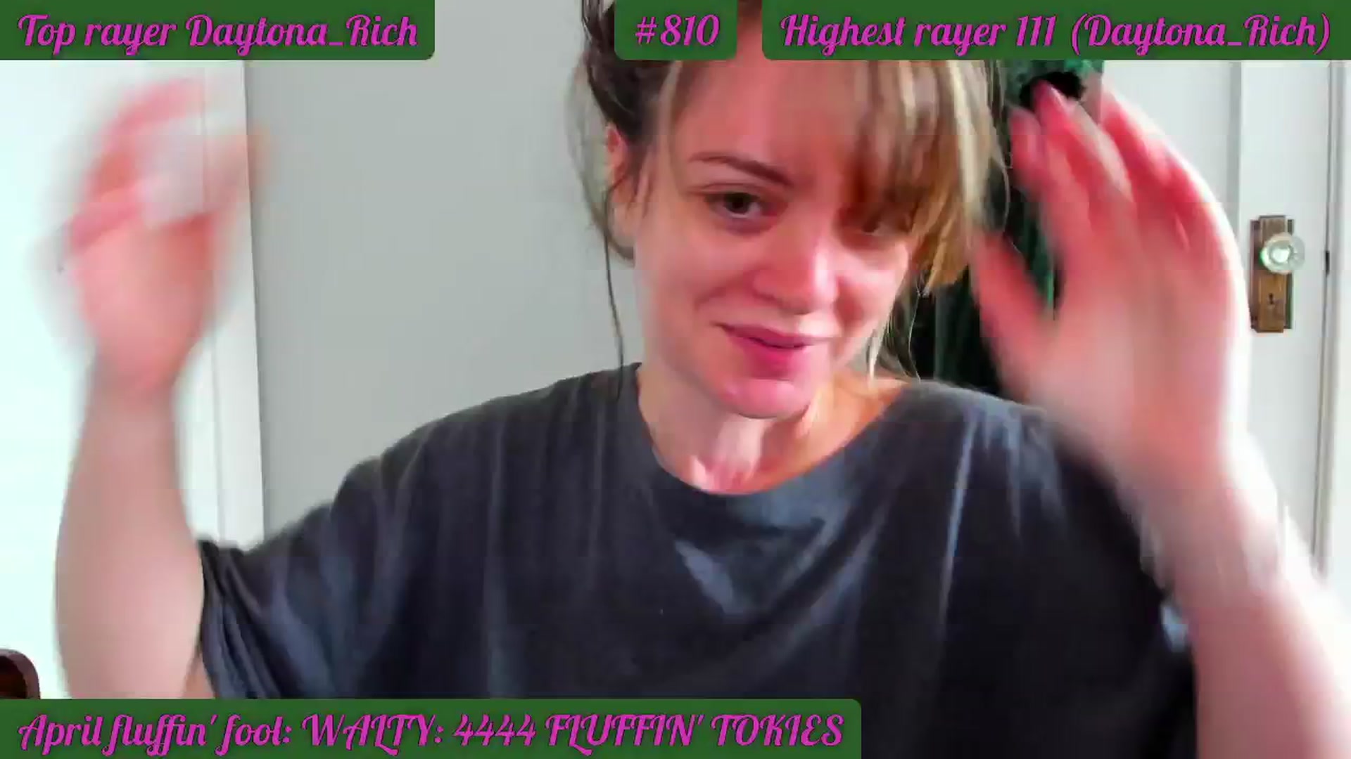 Gallery image thumbnail from FluffinRayRay's myfreecams stream on, 04/23/2024, 15:45 image 17 of 20