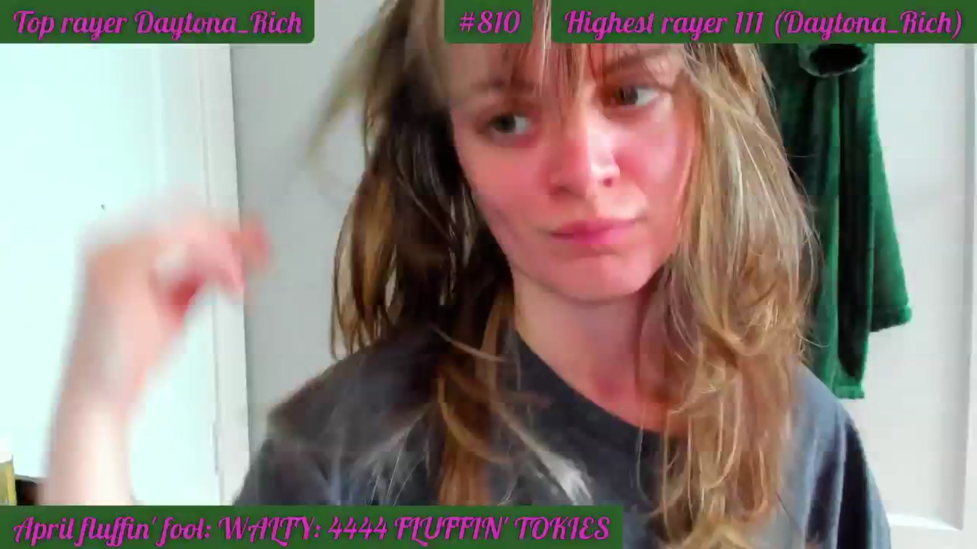 Gallery image thumbnail from FluffinRayRay's myfreecams stream on, 04/23/2024, 15:45 image 13 of 20