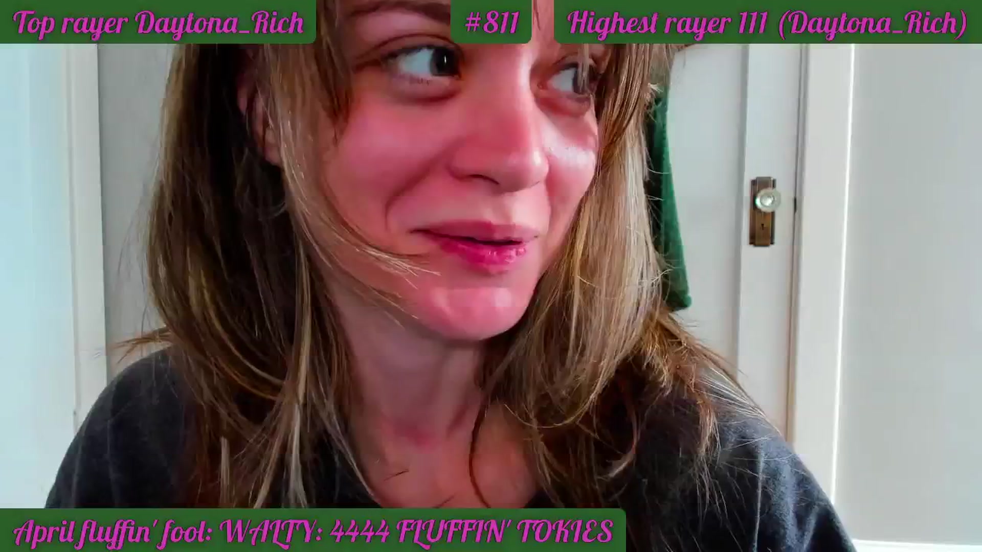 Gallery image thumbnail from FluffinRayRay's myfreecams stream on, 04/23/2024, 15:45 image 15 of 20