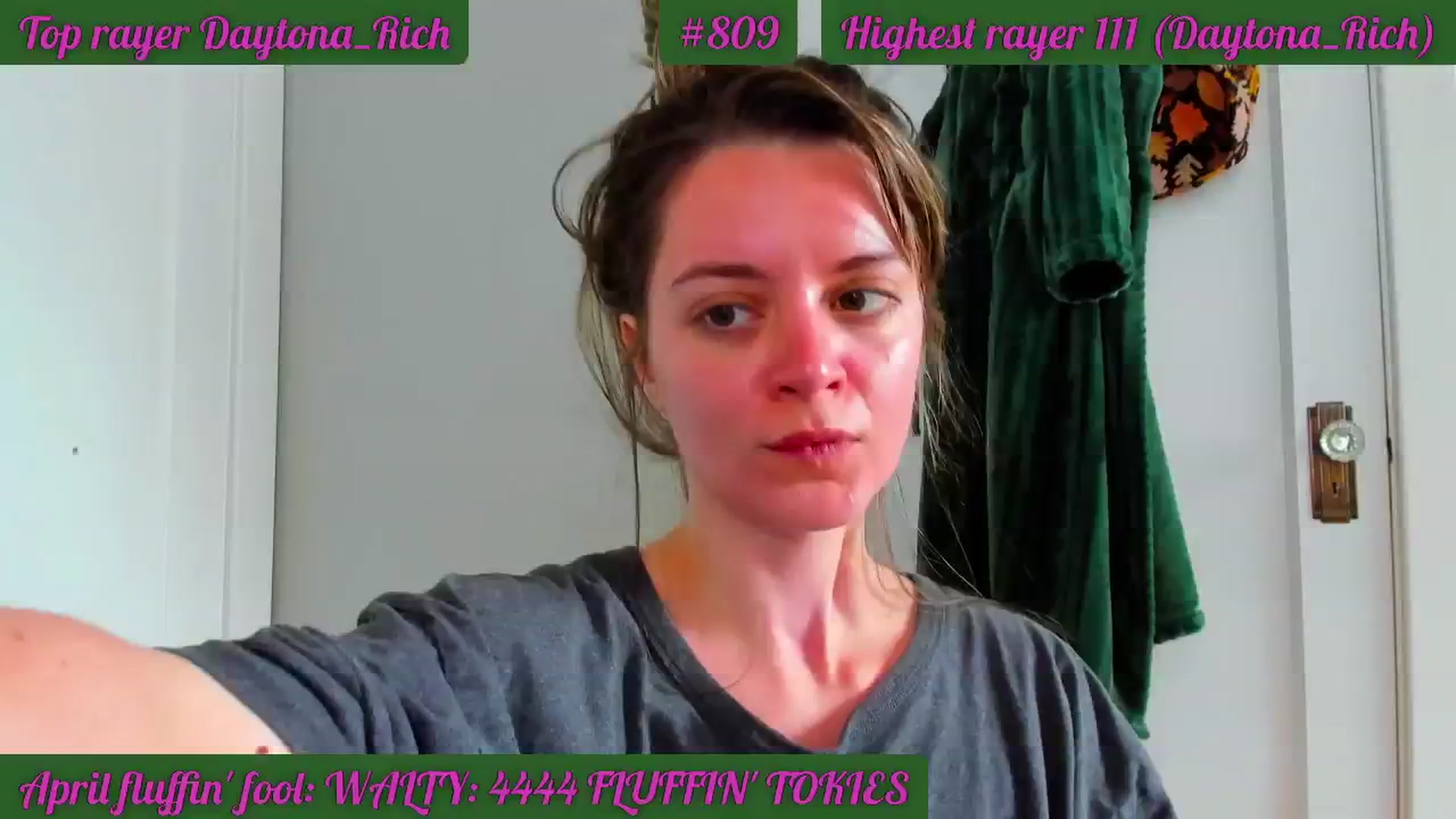 Gallery image thumbnail from FluffinRayRay's myfreecams stream on, 04/23/2024, 15:45 image 18 of 20