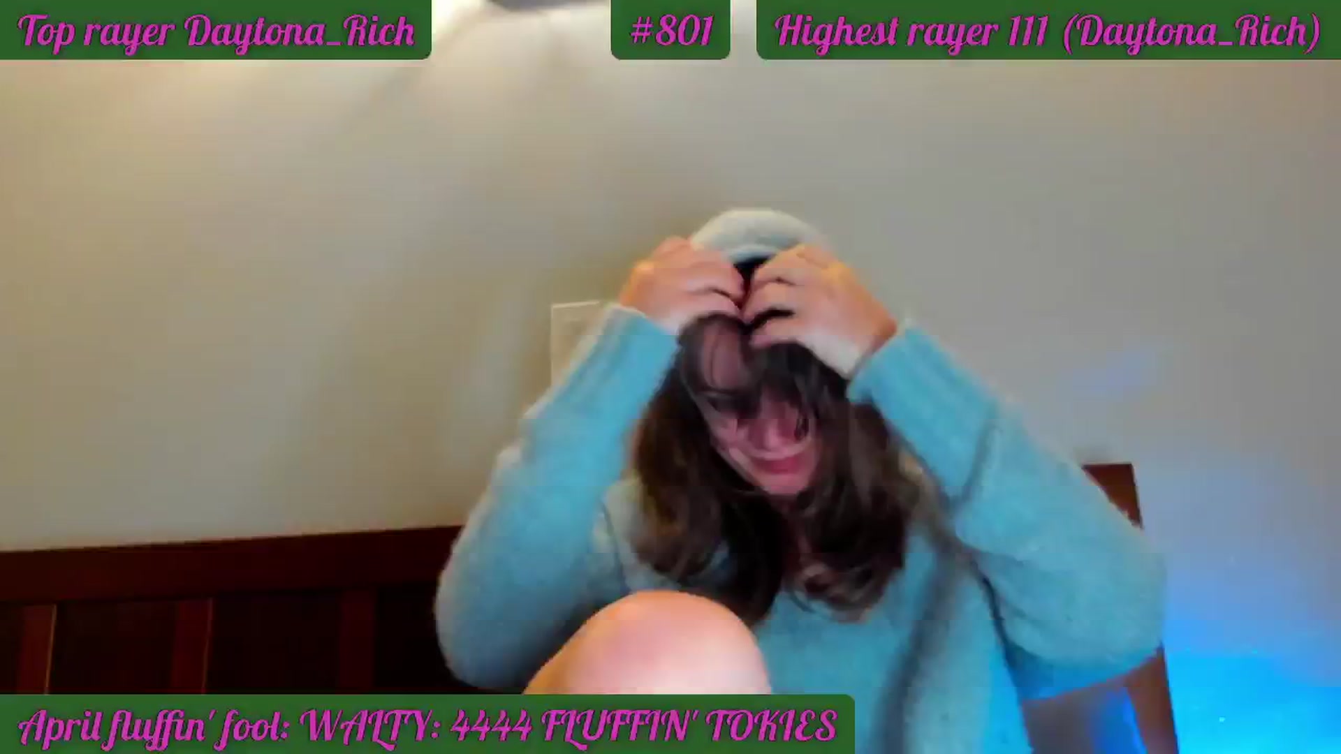 Gallery image thumbnail from FluffinRayRay's myfreecams stream on, 04/24/2024, 24:43 image 10 of 20