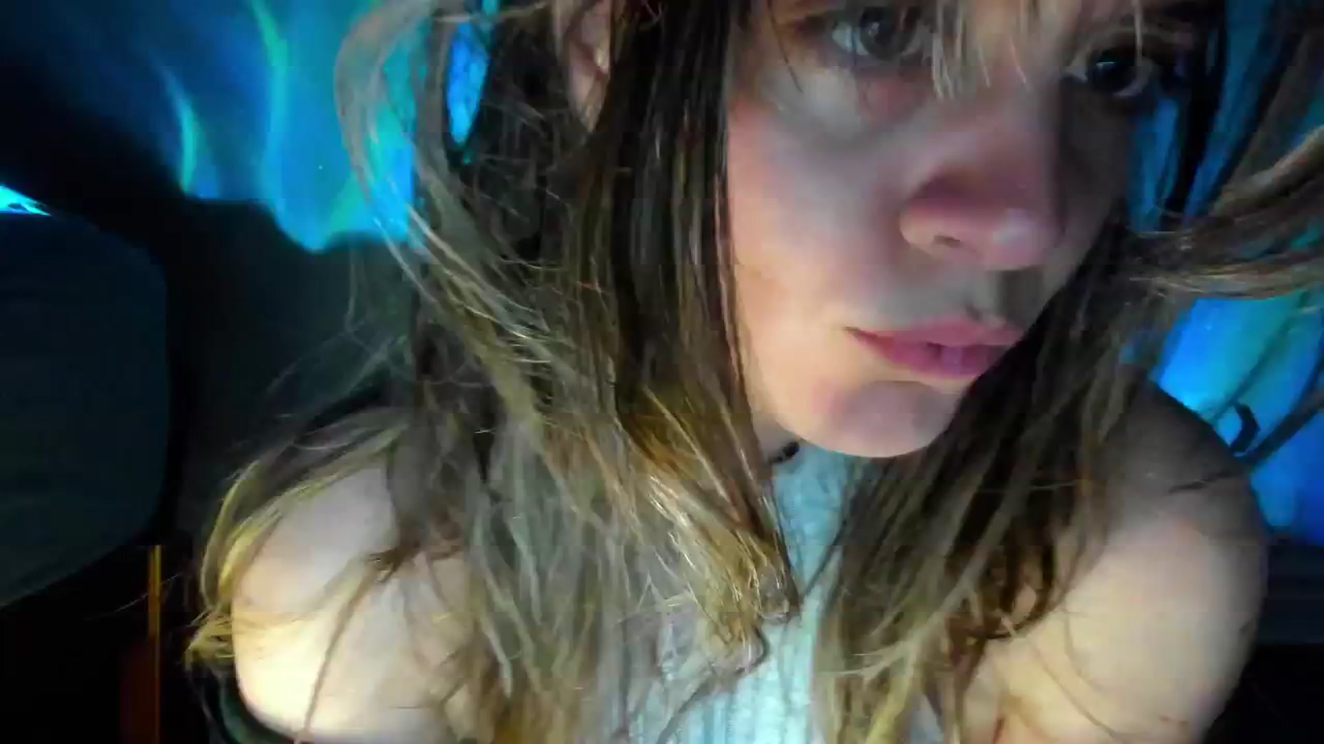 Gallery image thumbnail from FluffinRayRay's myfreecams stream on, 04/26/2024, 02:05 image 17 of 20