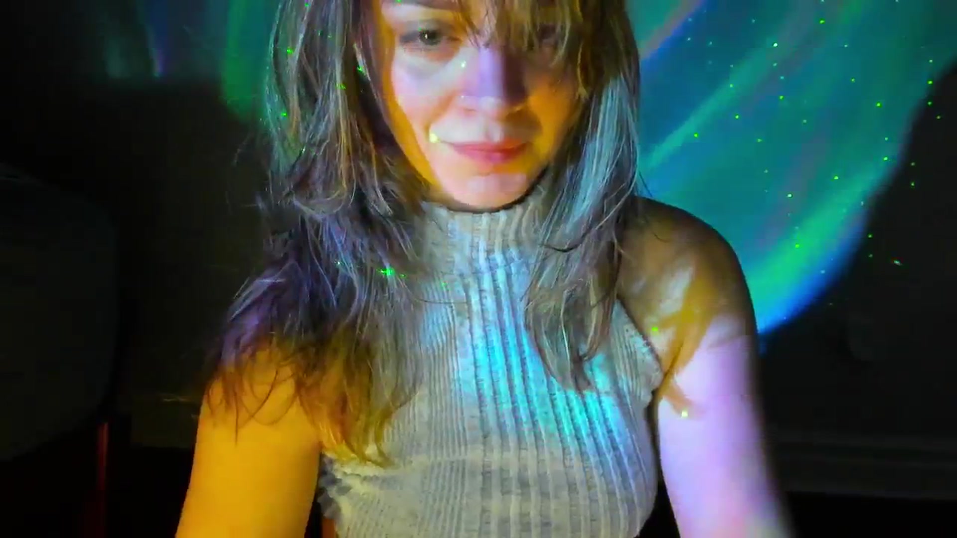 Gallery image thumbnail from FluffinRayRay's myfreecams stream on, 04/26/2024, 02:05 image 19 of 20