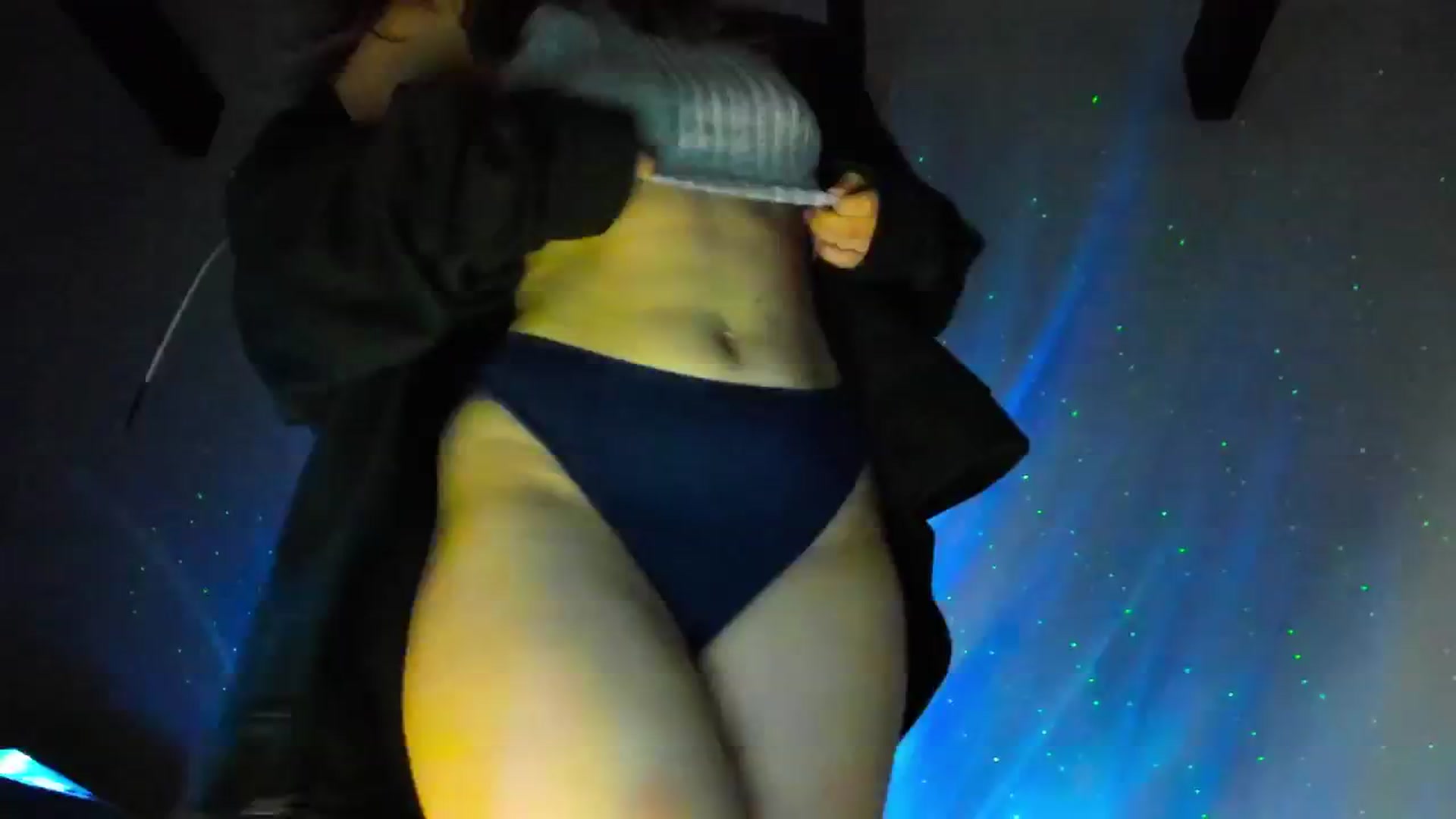 Gallery image thumbnail from FluffinRayRay's myfreecams stream on, 04/26/2024, 02:05 image 12 of 20