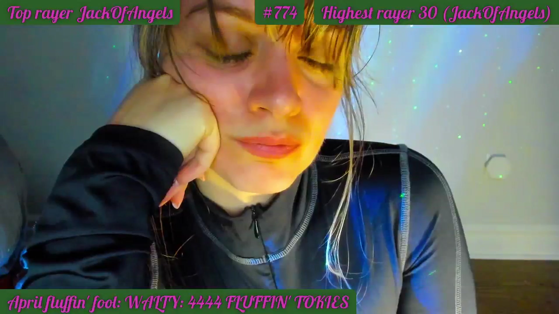 Gallery image thumbnail from FluffinRayRay's myfreecams stream on, 04/27/2024, 24:12 image 7 of 20
