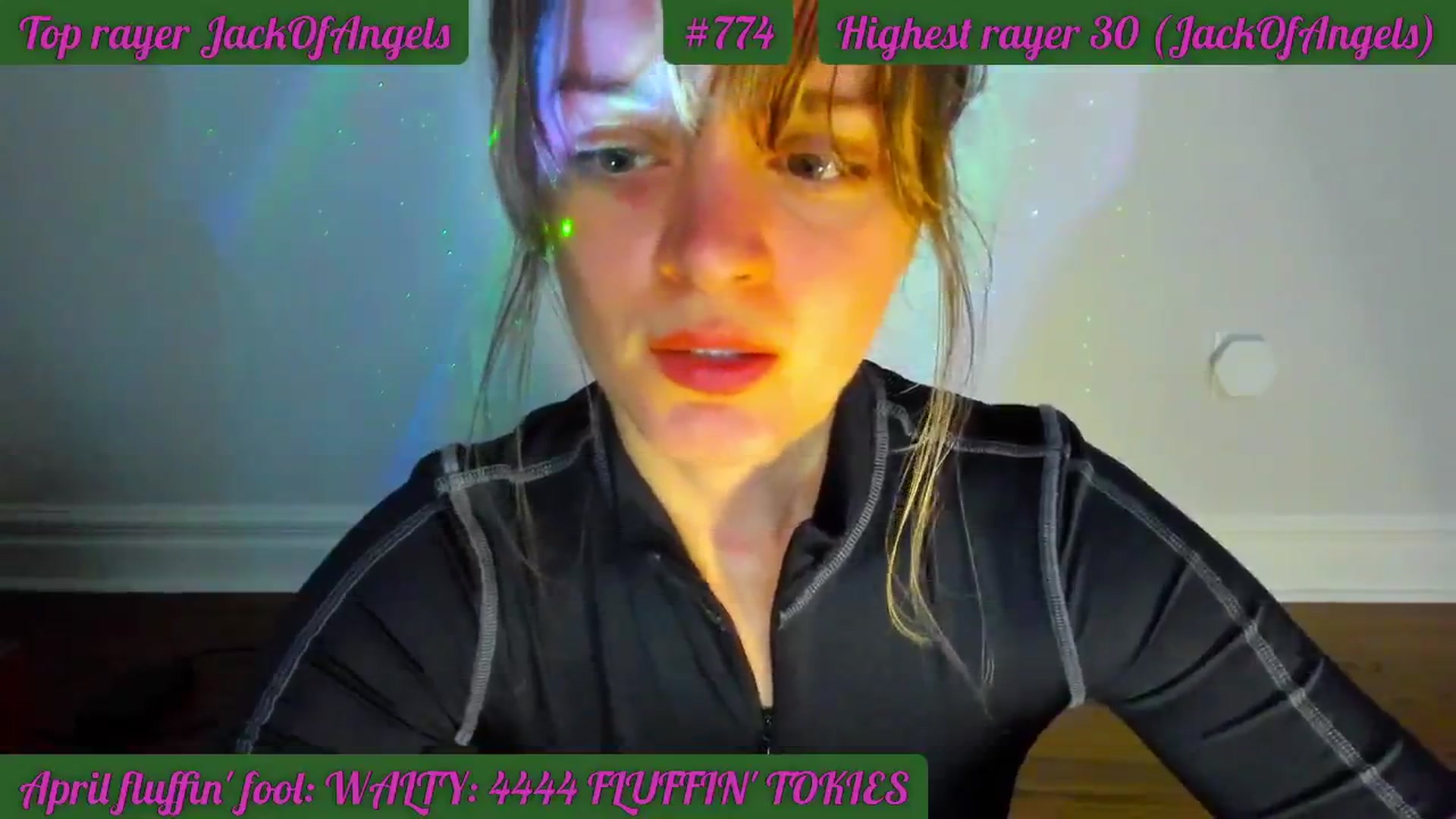 Gallery image thumbnail from FluffinRayRay's myfreecams stream on, 04/27/2024, 24:12 image 3 of 20