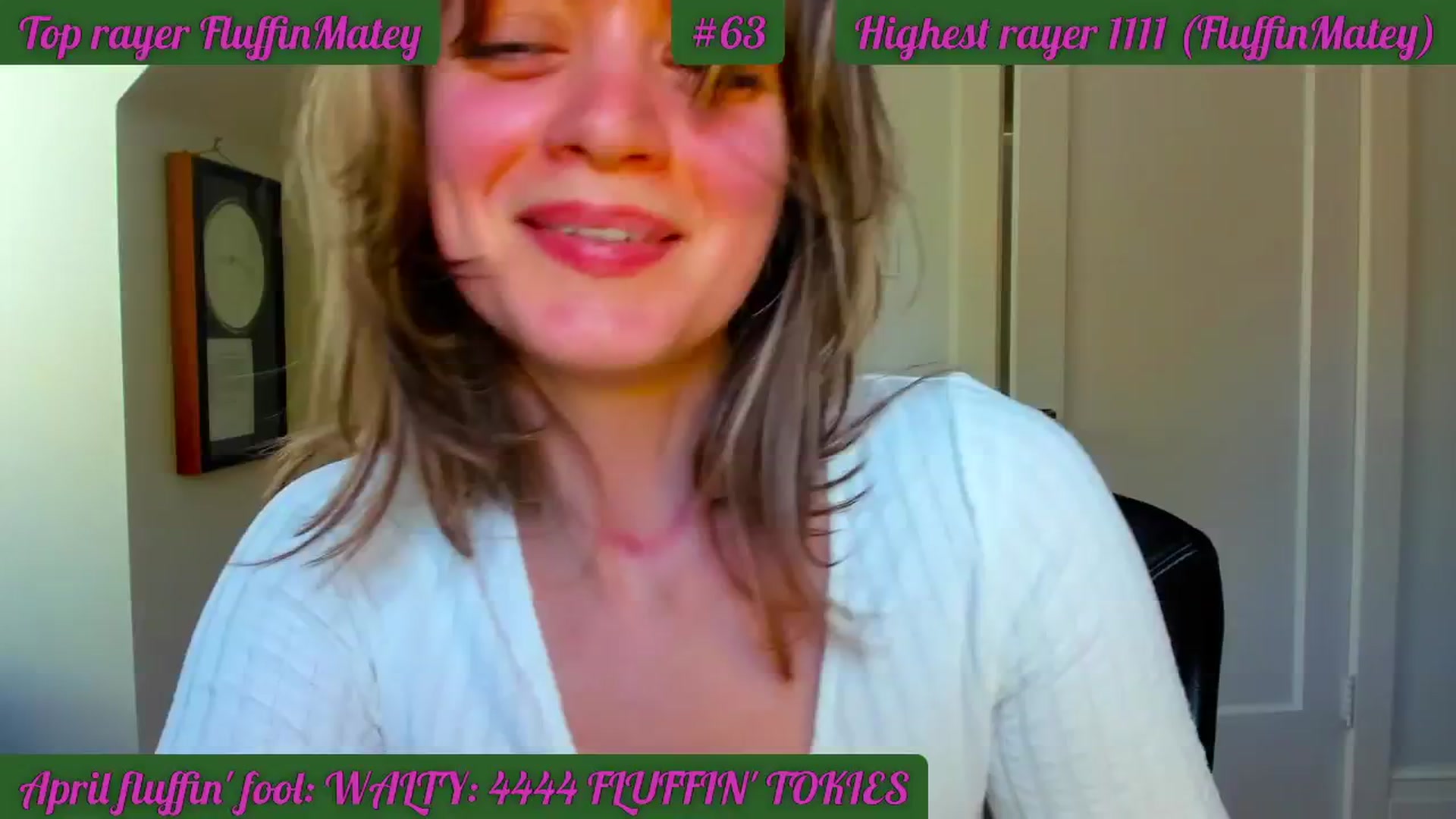 Gallery image thumbnail from FluffinRayRay's myfreecams stream on, 05/01/2024, 19:19 image 18 of 20