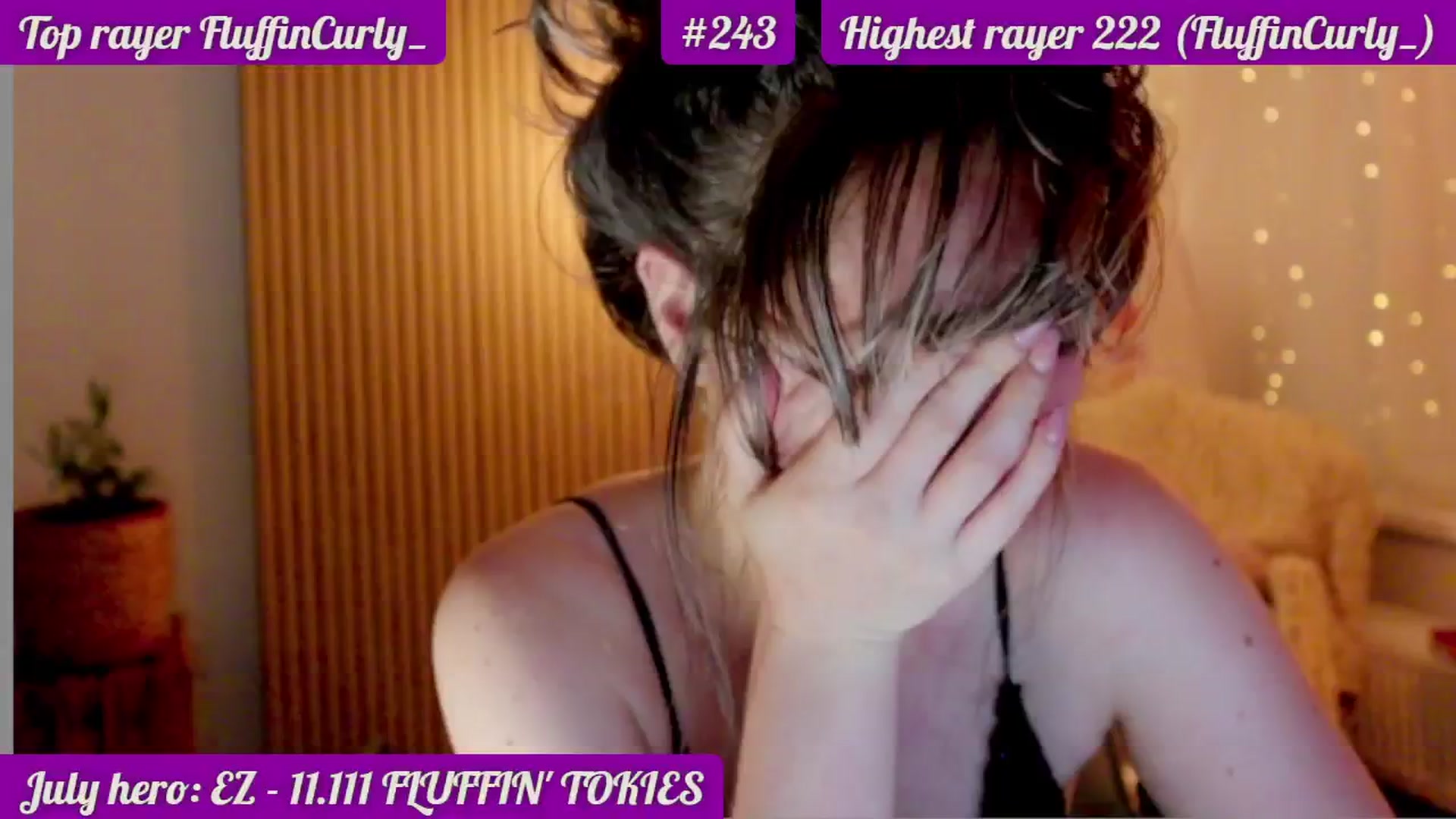 Gallery image thumbnail from FluffinRayRay's myfreecams stream on, 07/29/2024, 02:43 image 16 of 20