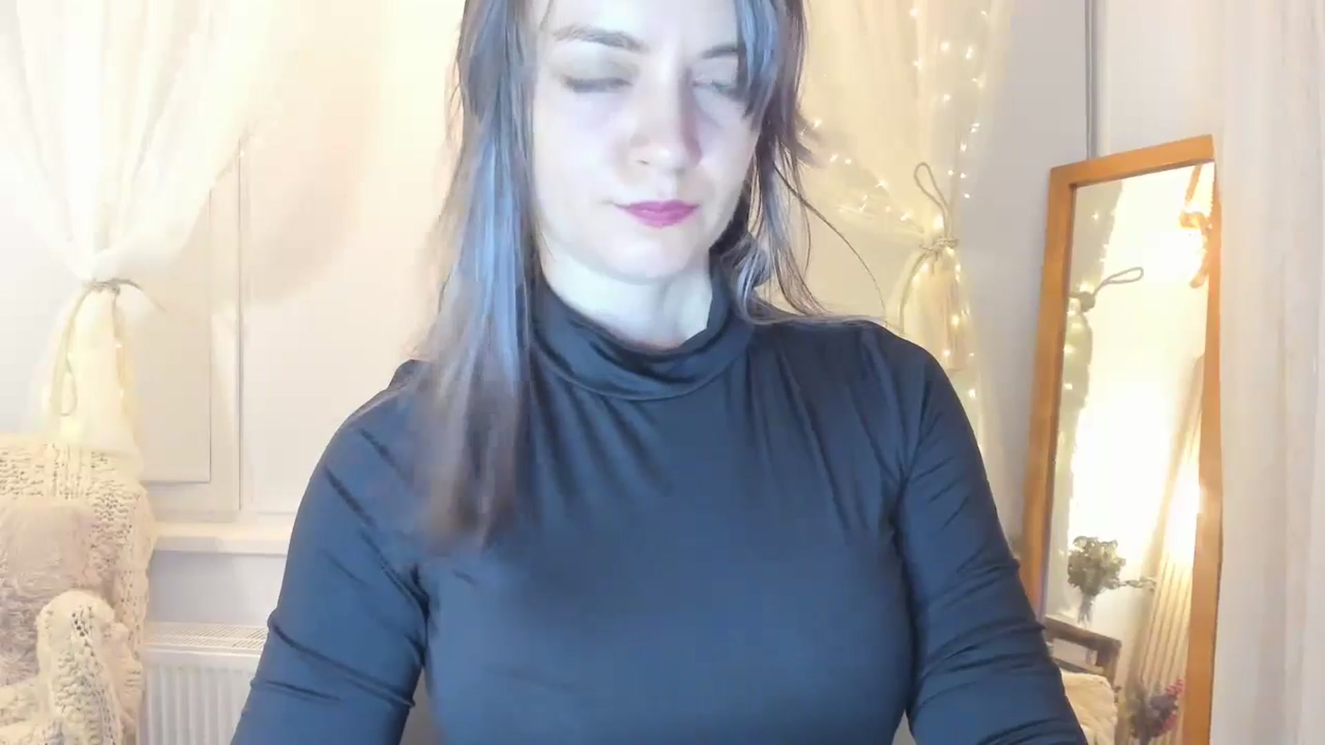 Gallery image thumbnail from FluffinRayRay's myfreecams stream on, 08/11/2024, 24:02 image 11 of 20