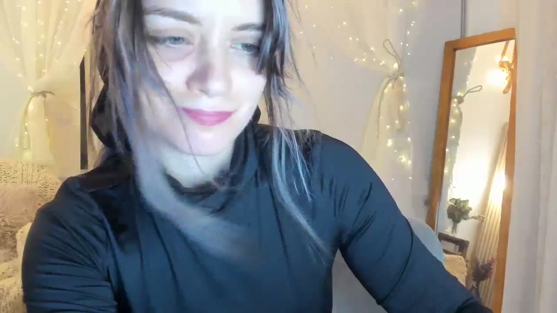 Gallery image thumbnail from FluffinRayRay's myfreecams stream on, 08/11/2024, 01:27 image 5 of 20