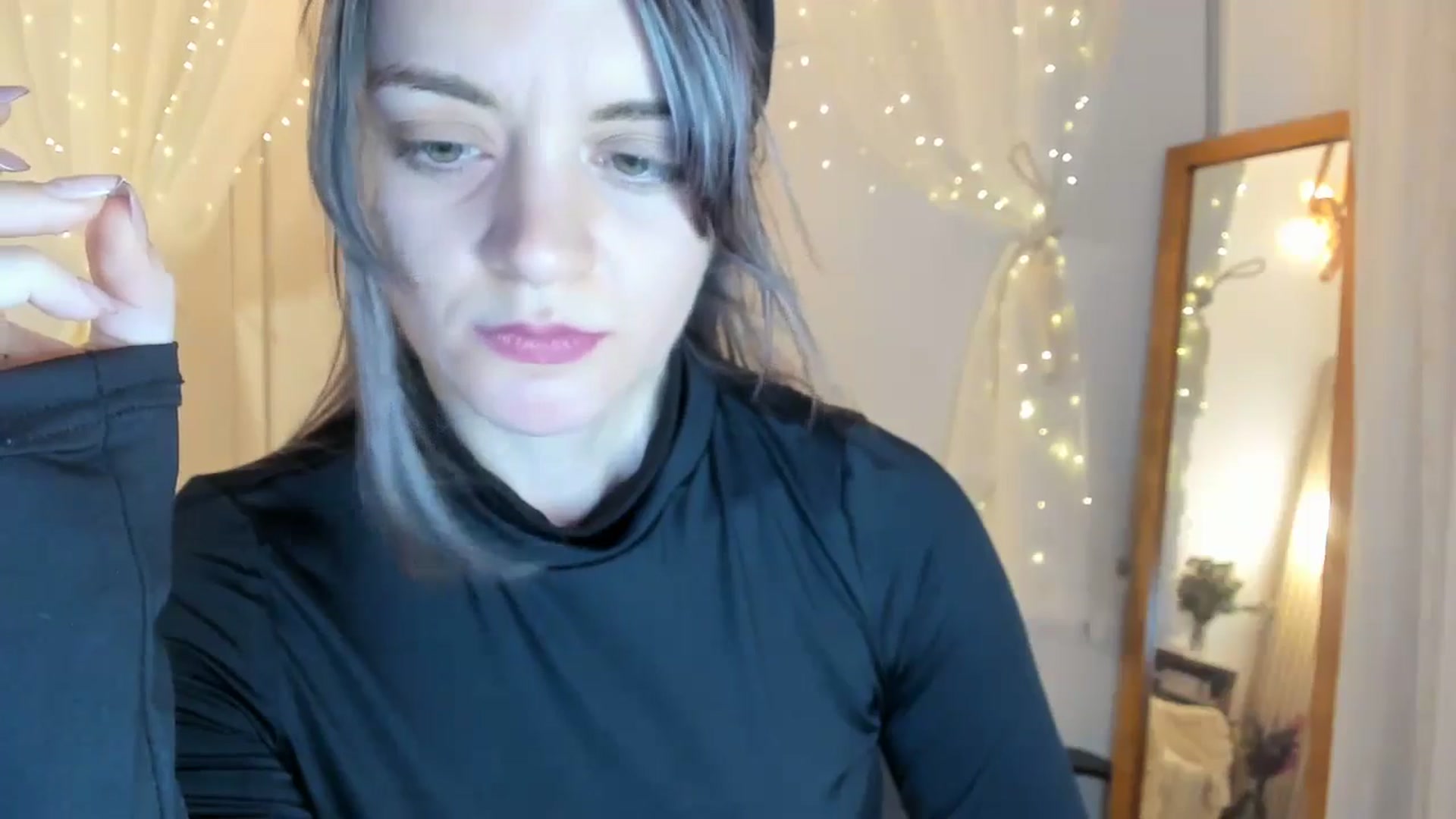 Gallery image thumbnail from FluffinRayRay's myfreecams stream on, 08/11/2024, 01:27 image 20 of 20
