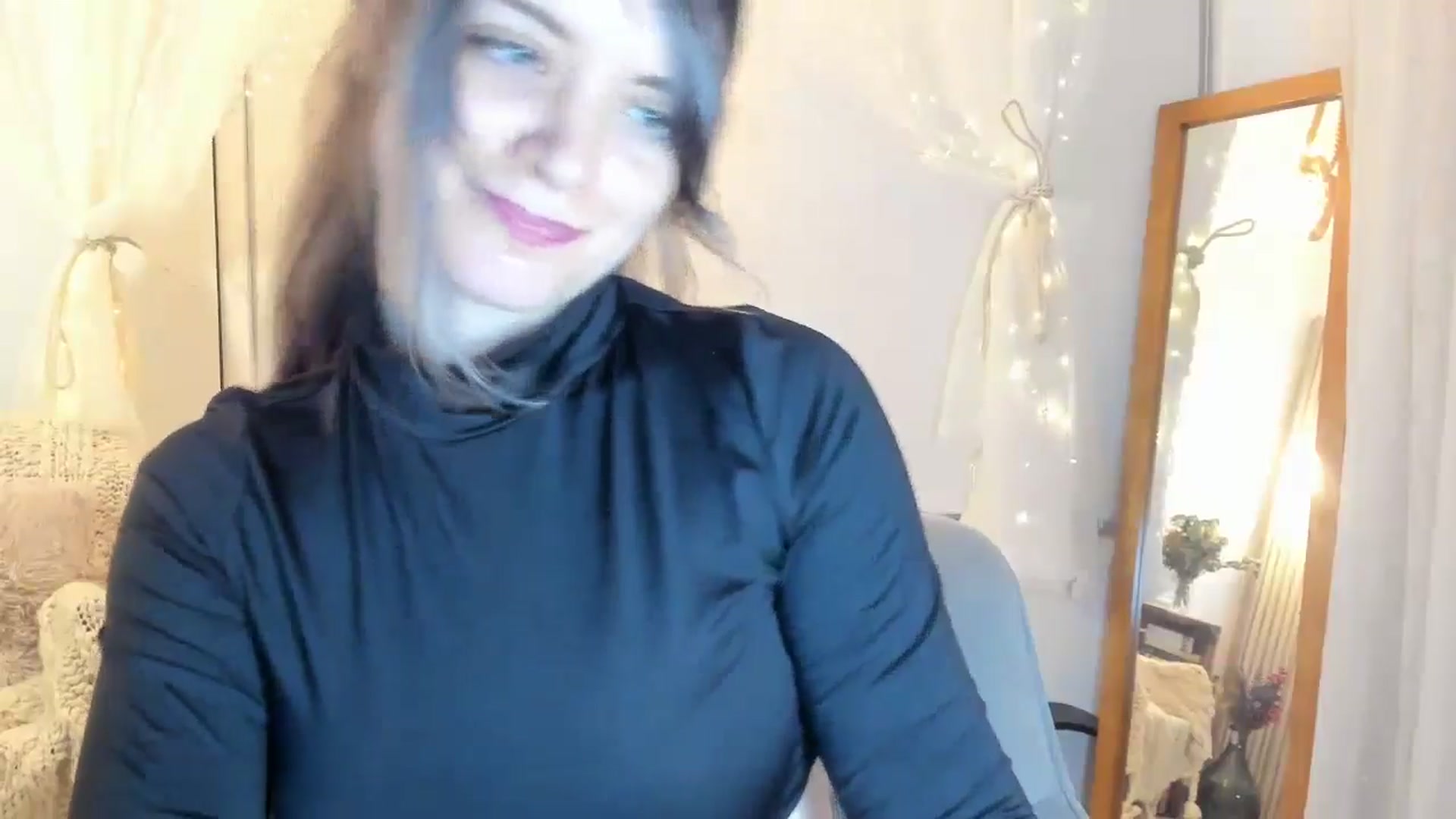 Gallery image thumbnail from FluffinRayRay's myfreecams stream on, 08/11/2024, 01:27 image 17 of 20
