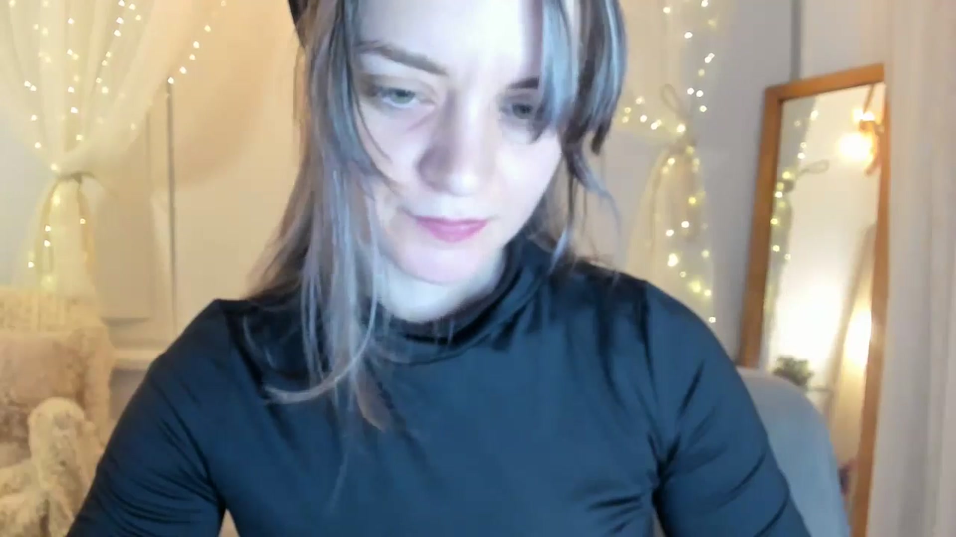 Gallery image thumbnail from FluffinRayRay's myfreecams stream on, 08/11/2024, 01:55 image 2 of 20