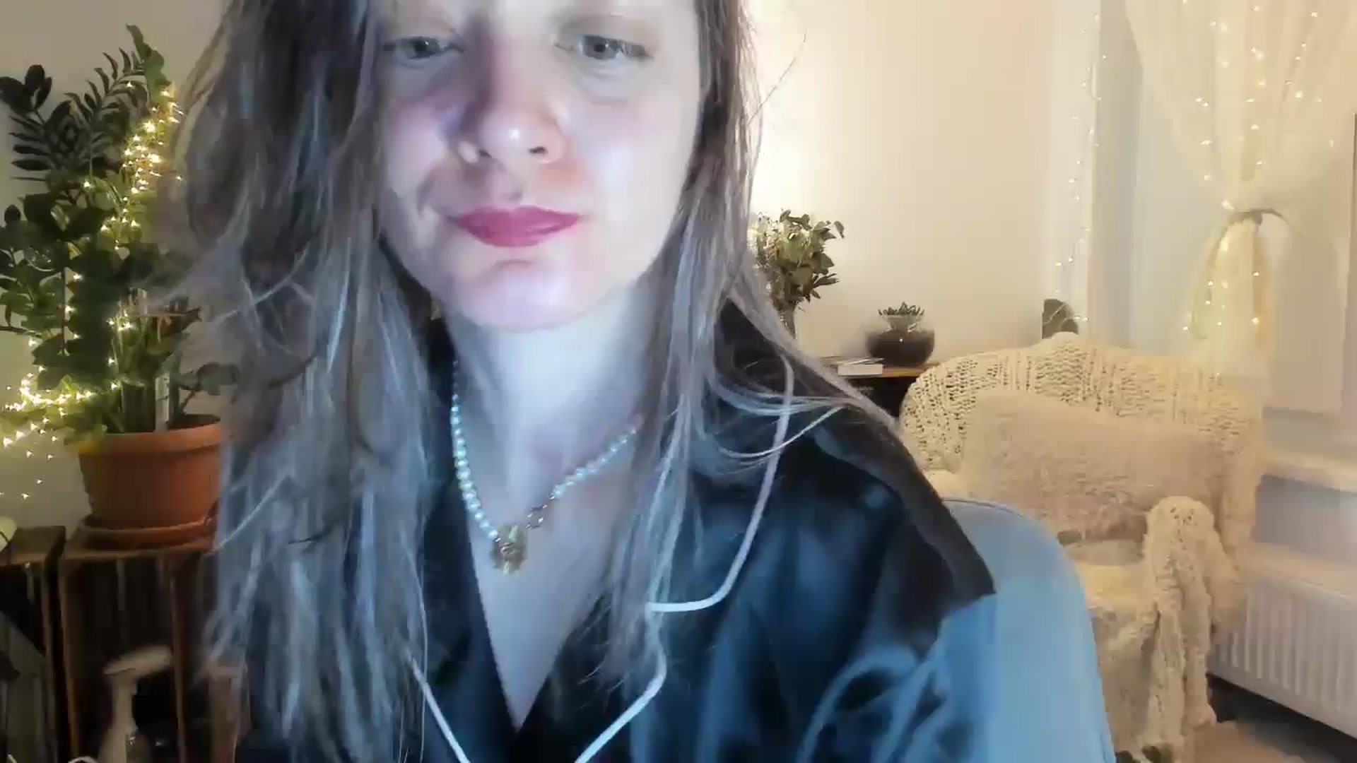 Gallery image thumbnail from FluffinRayRay's myfreecams stream on, 08/12/2024, 24:45 image 1 of 20