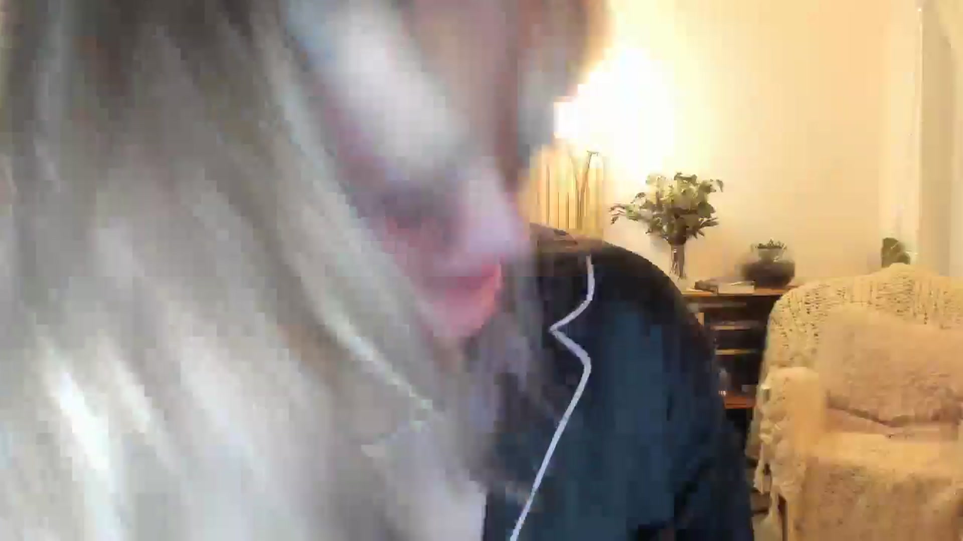 Gallery image thumbnail from FluffinRayRay's myfreecams stream on, 08/12/2024, 24:45 image 15 of 20