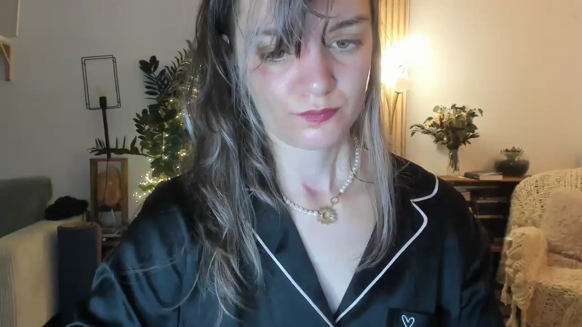 Gallery image thumbnail from FluffinRayRay's myfreecams stream on, 08/12/2024, 24:45 image 19 of 20