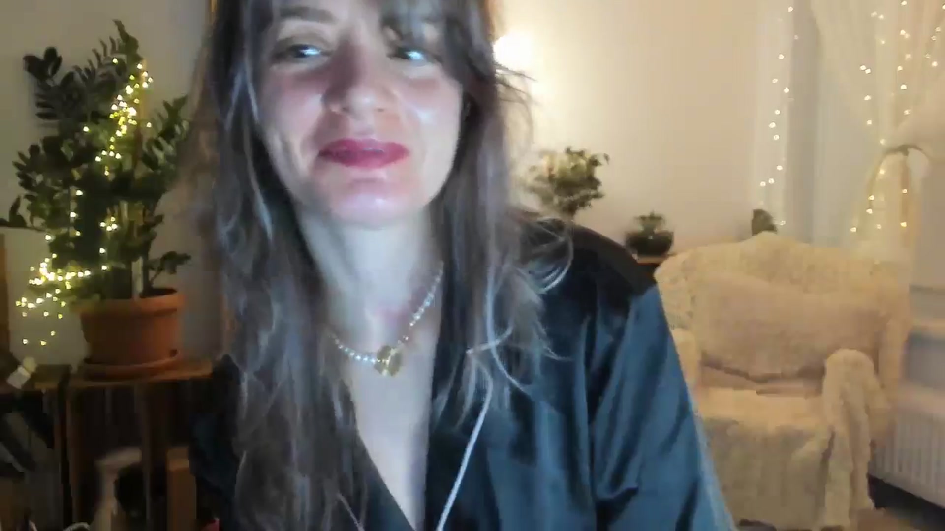 Gallery image thumbnail from FluffinRayRay's myfreecams stream on, 08/12/2024, 24:45 image 8 of 20