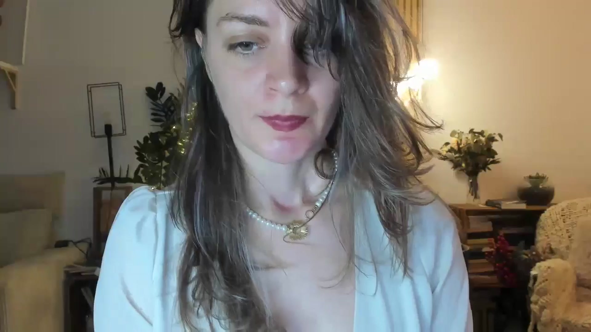 Gallery image thumbnail from FluffinRayRay's myfreecams stream on, 08/14/2024, 01:53 image 6 of 20