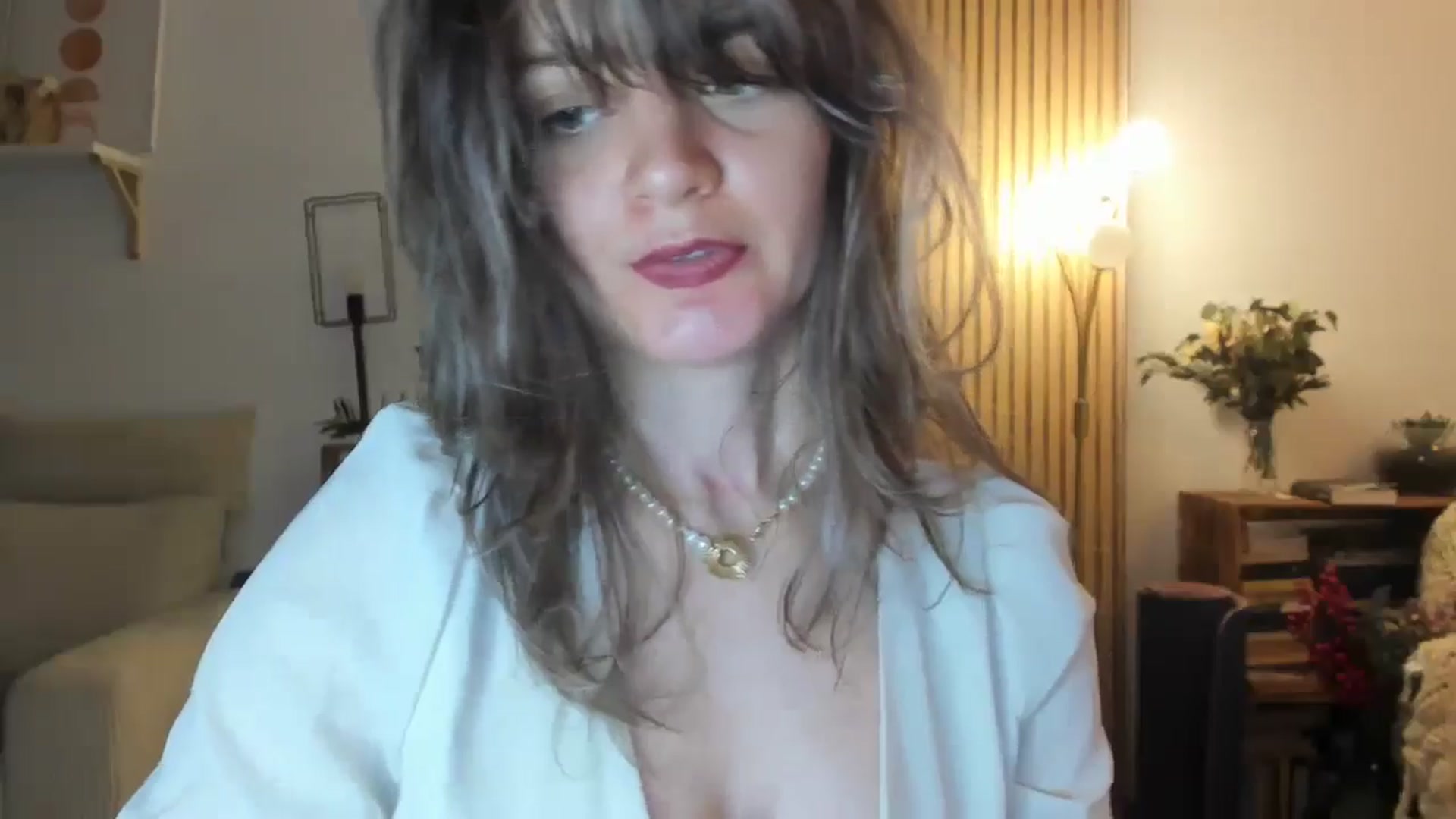 Gallery image thumbnail from FluffinRayRay's myfreecams stream on, 08/14/2024, 01:53 image 11 of 20